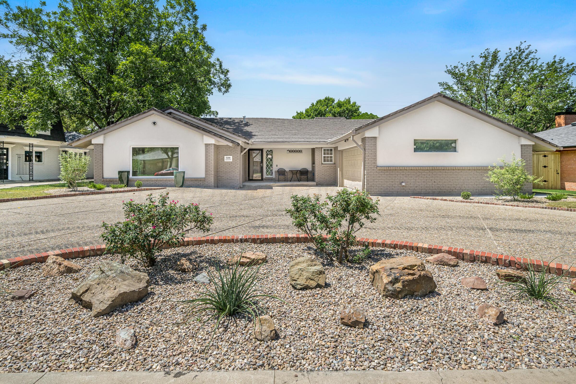 3208 S Austin Street — photo