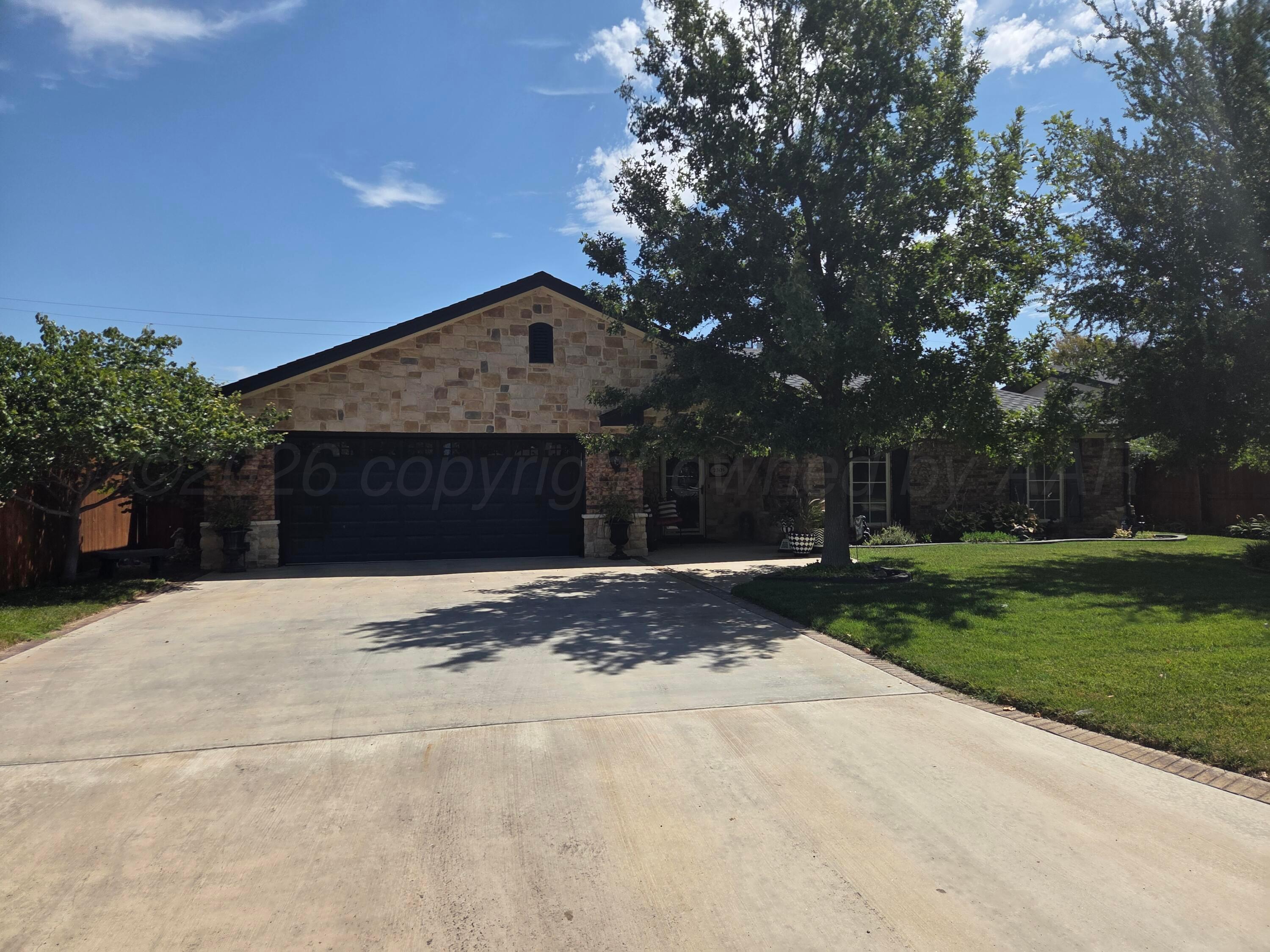 2305 S Elm Street — photo