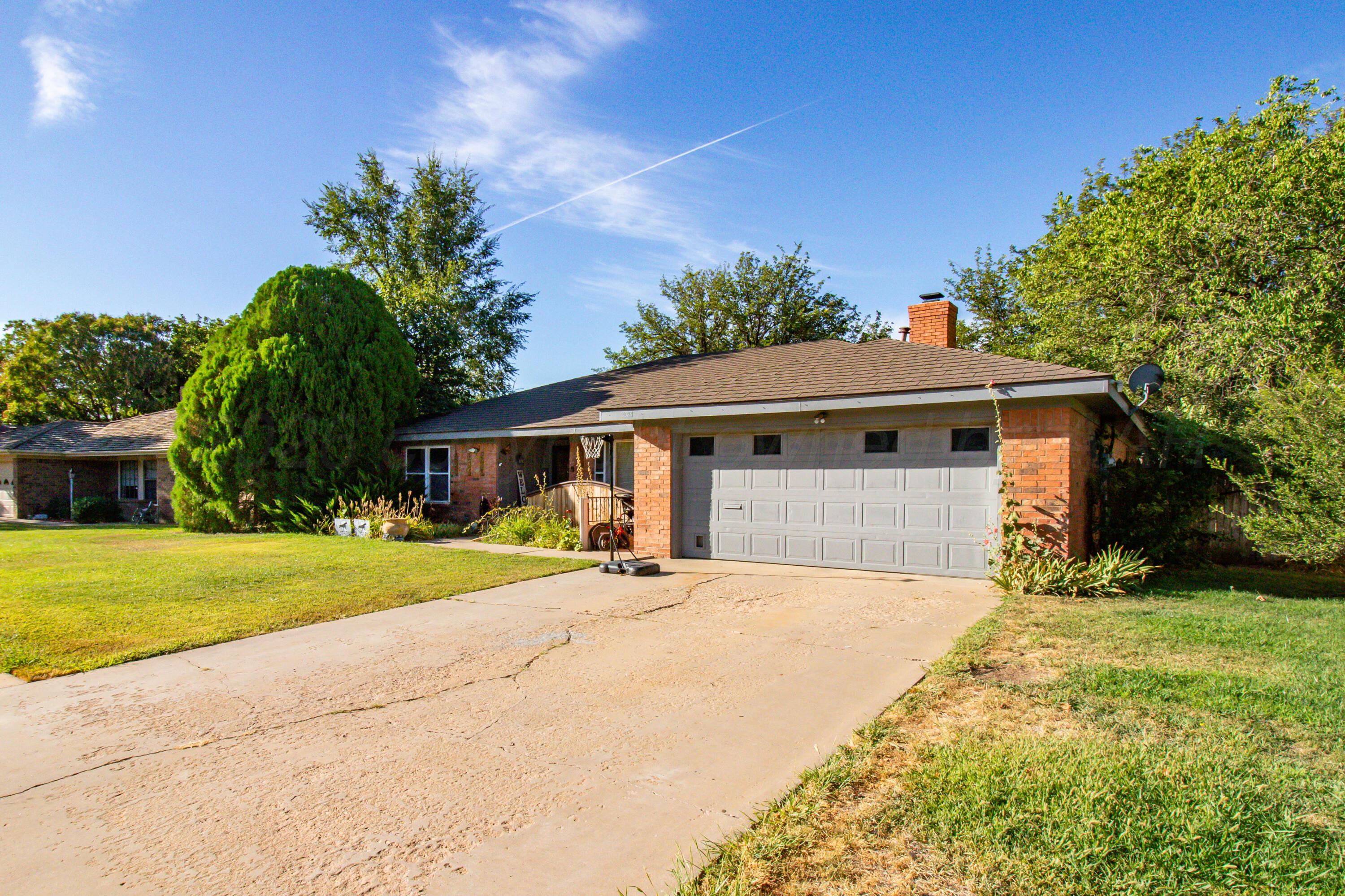 4024 Oakhurst Drive — photo