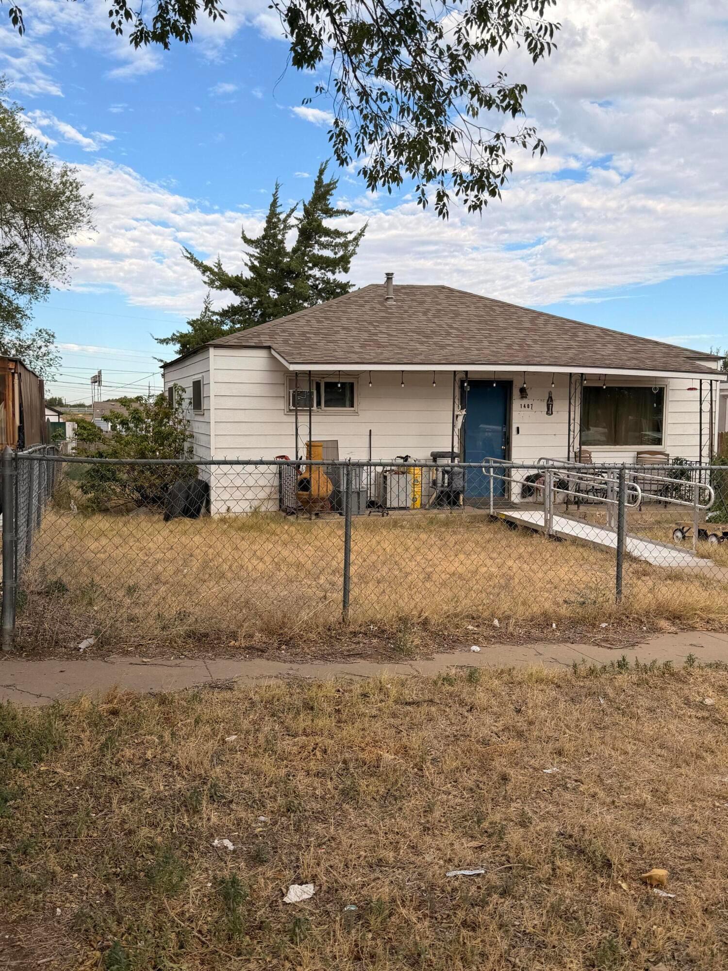 1407 N Buchanan Street — photo