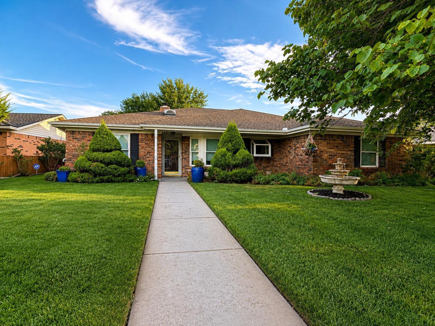 7922 Merchant Drive — photo