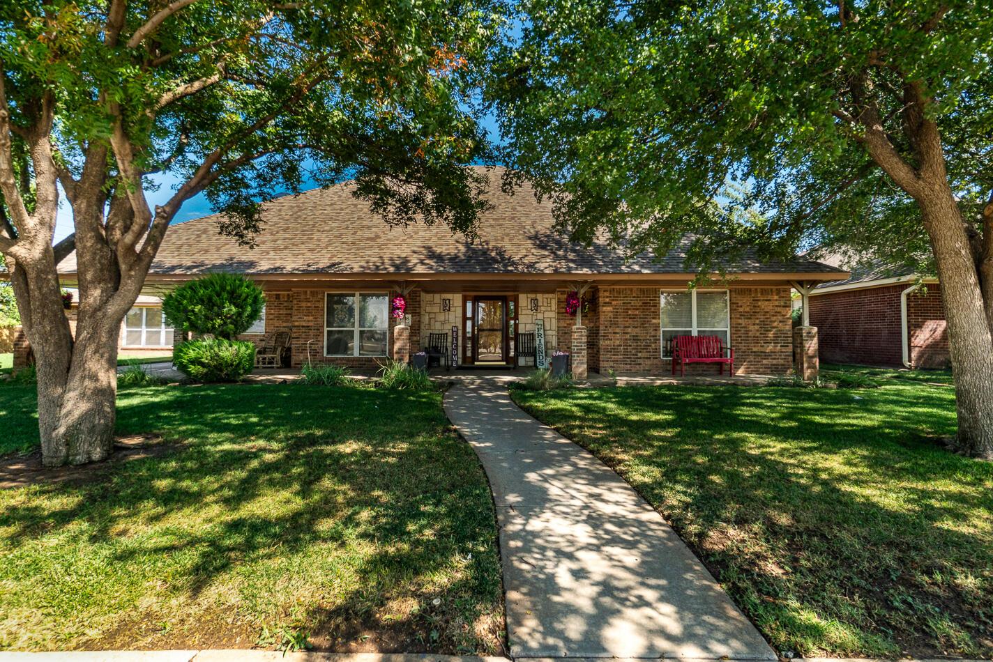 7108 Glenoak Lane — photo