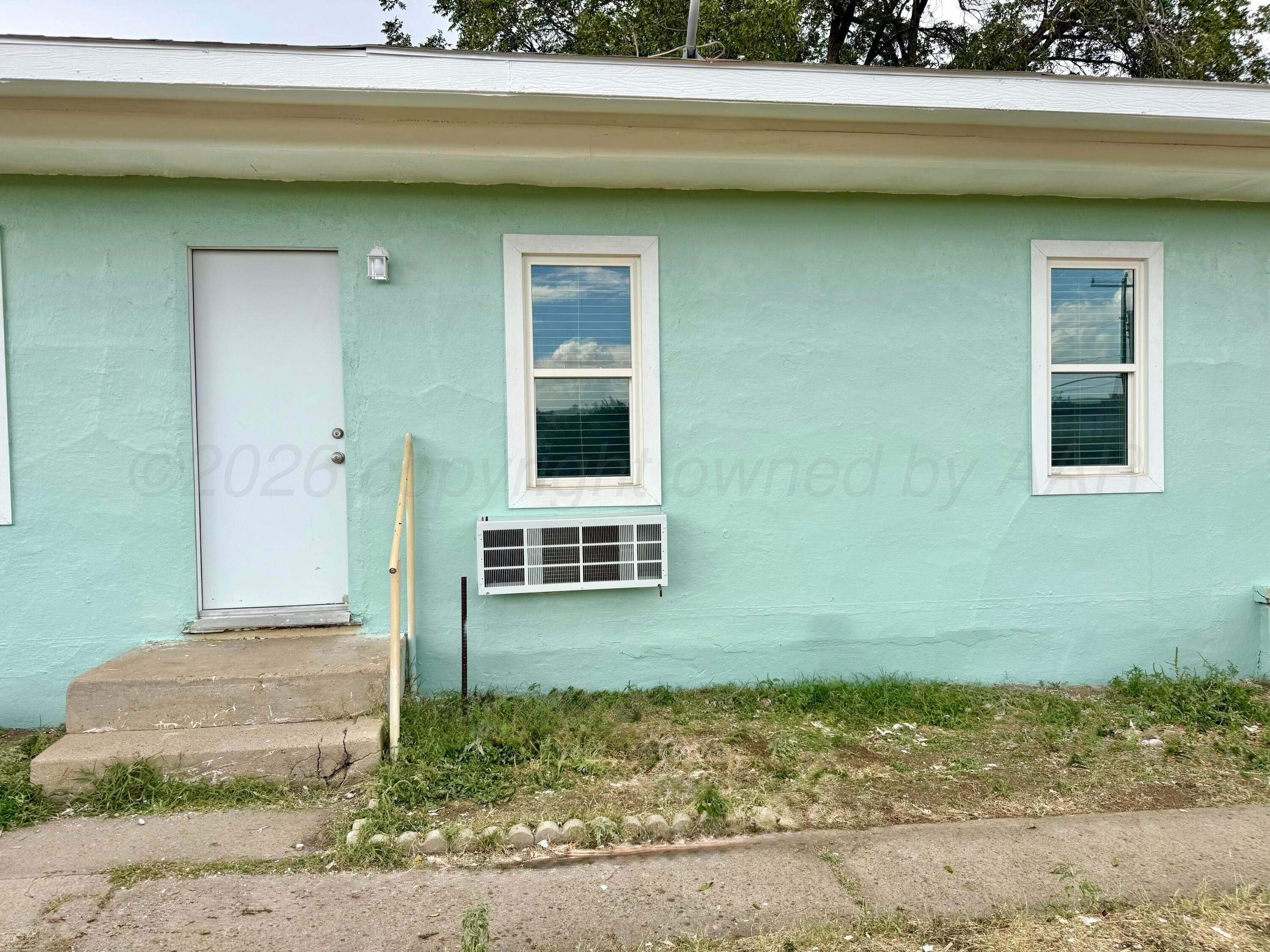 314B N Hedgecoke Street — photo