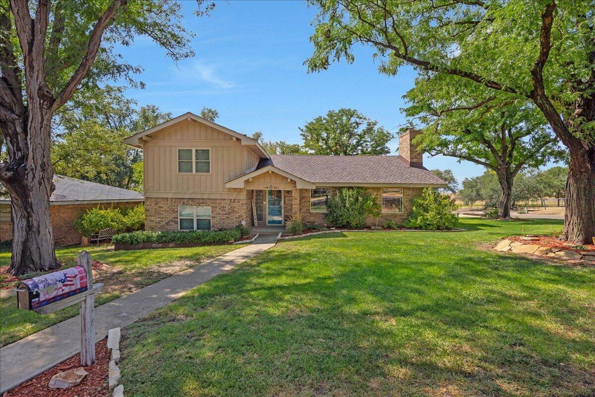 1100 Brookhaven Drive — photo