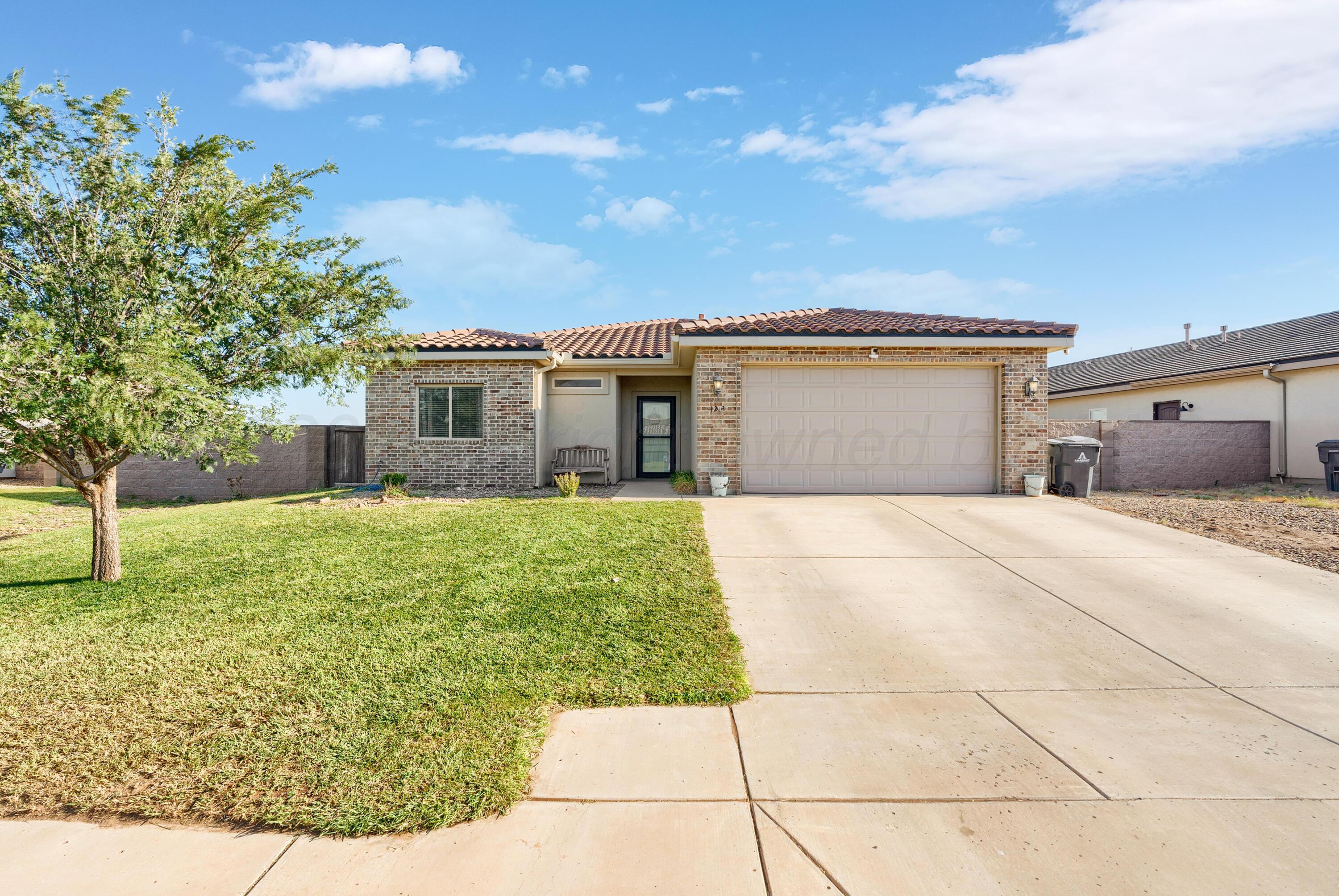 1202 Cabernet Way — photo