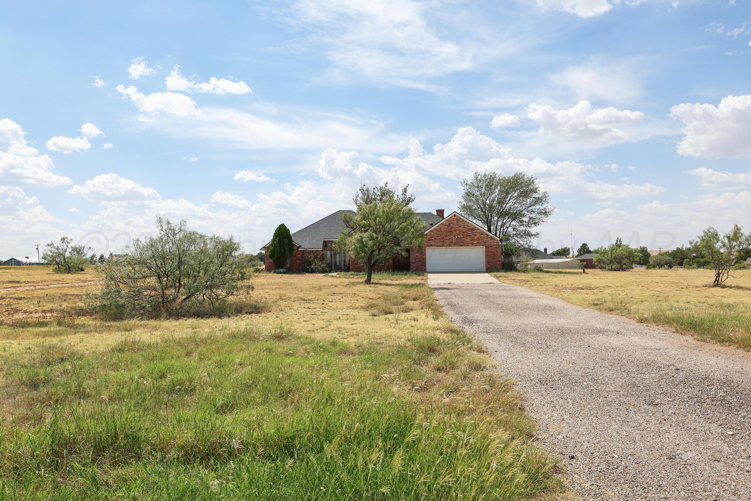 1401 Daws Drive — photo