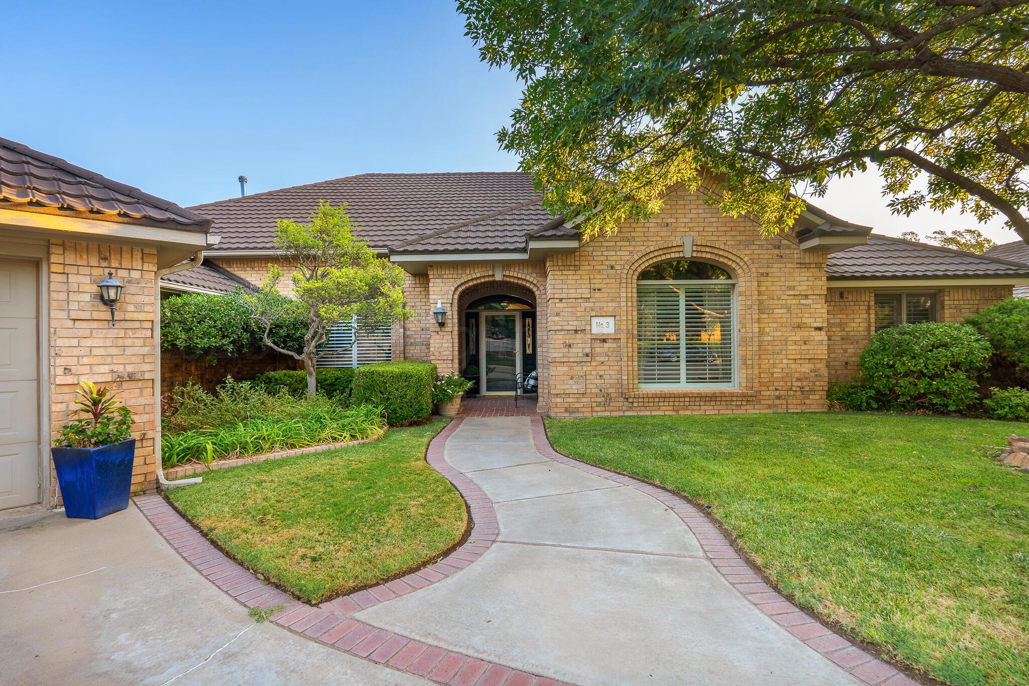 3 Trevino Avenue — photo