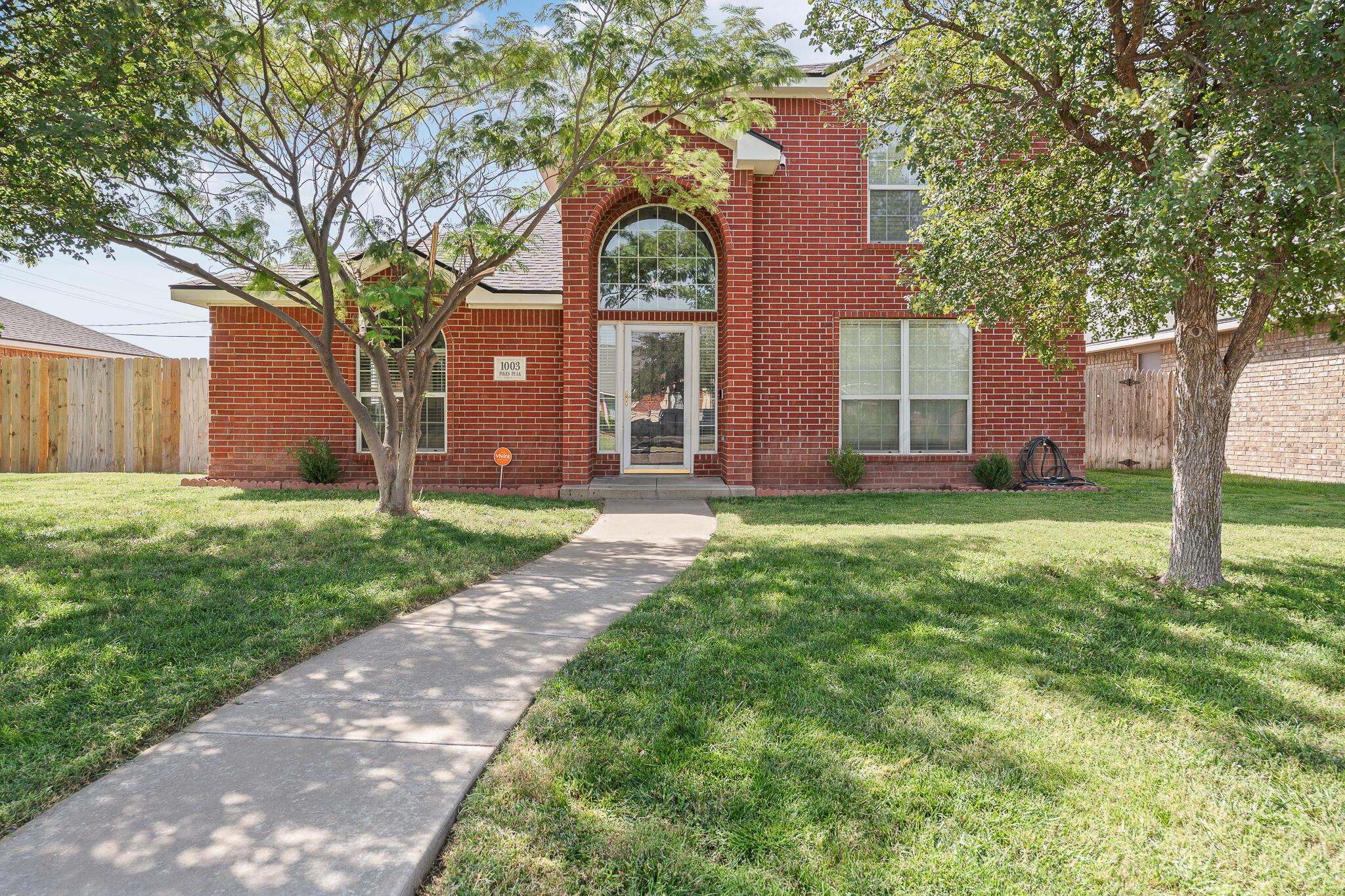 1003 Pikes Peak Drive — photo