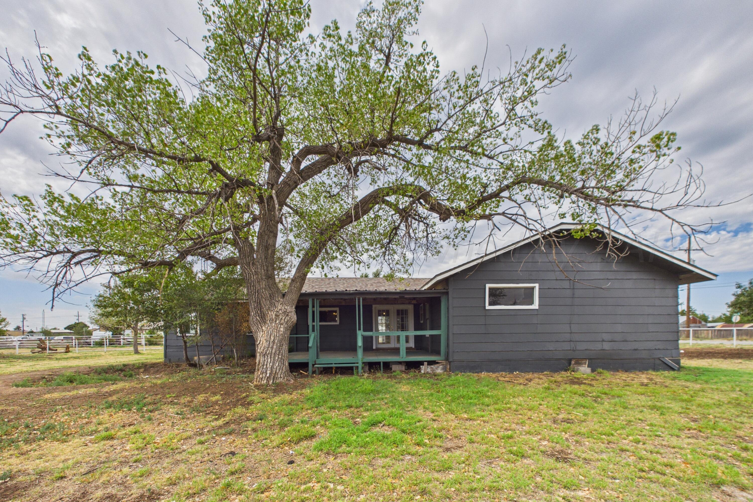 801 W Crawford Street — photo