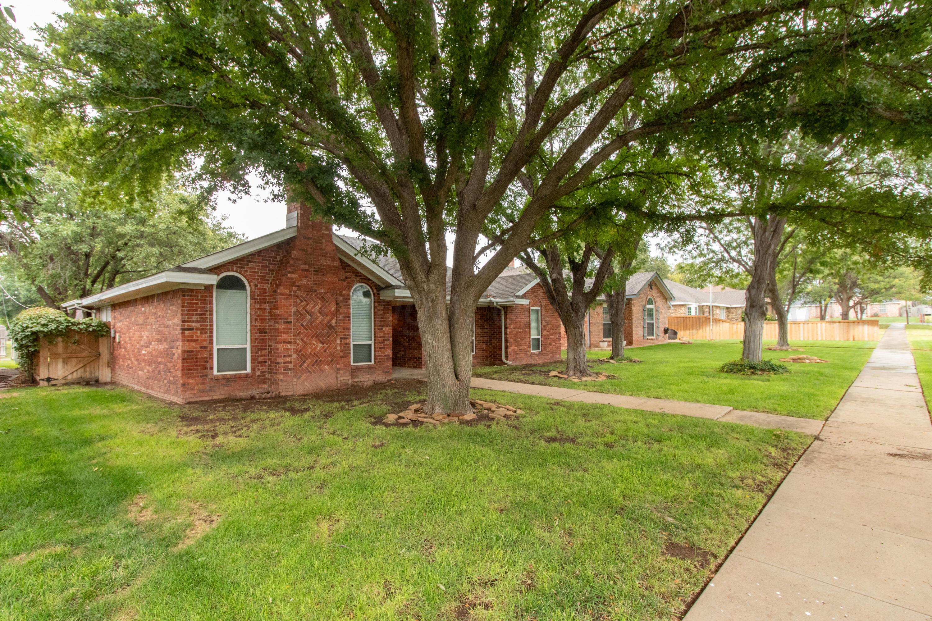 4211 Rondo Avenue, Amarillo, TX 79110 — photo 2