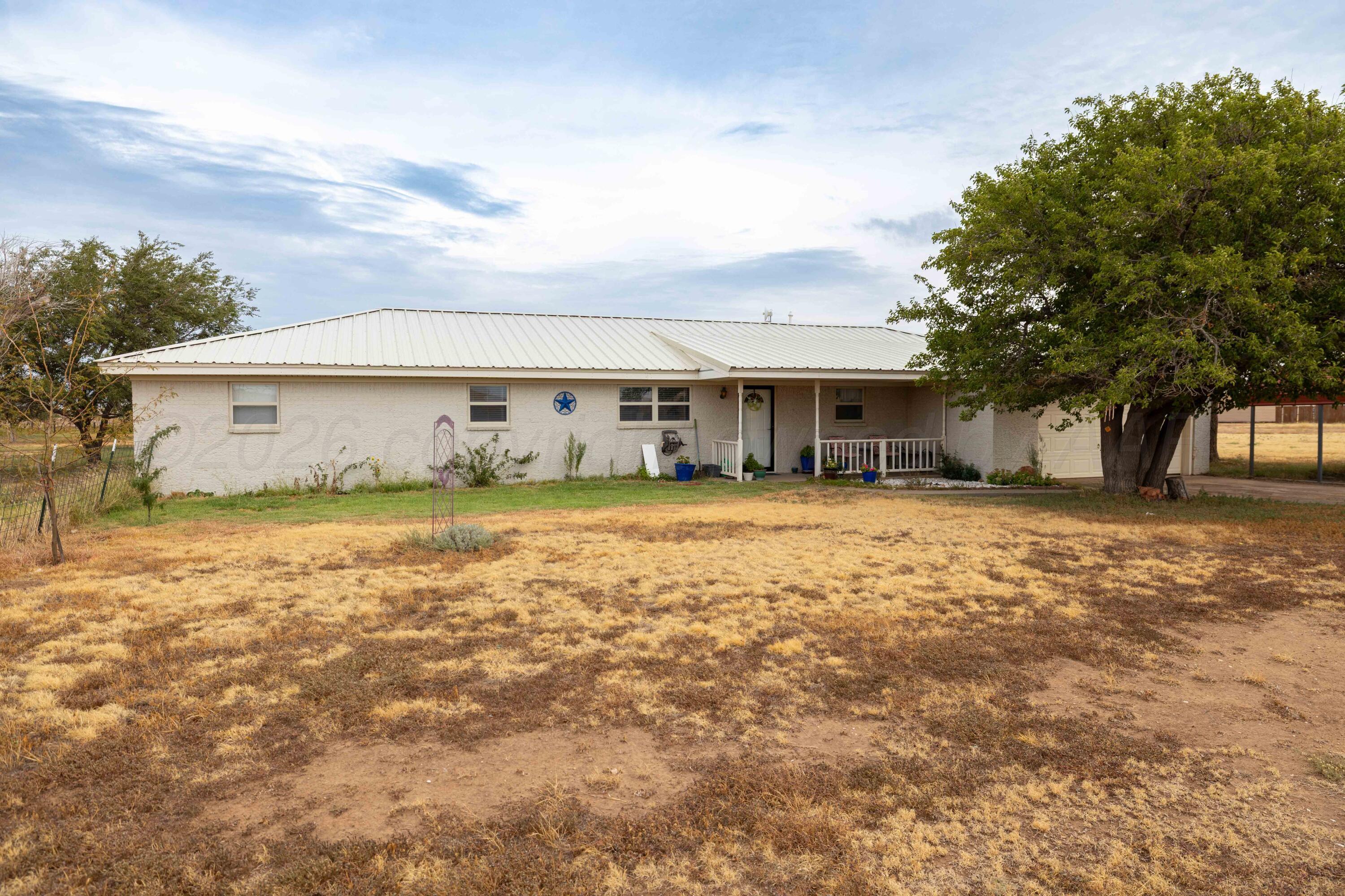 2300 W McAfee Lane — photo