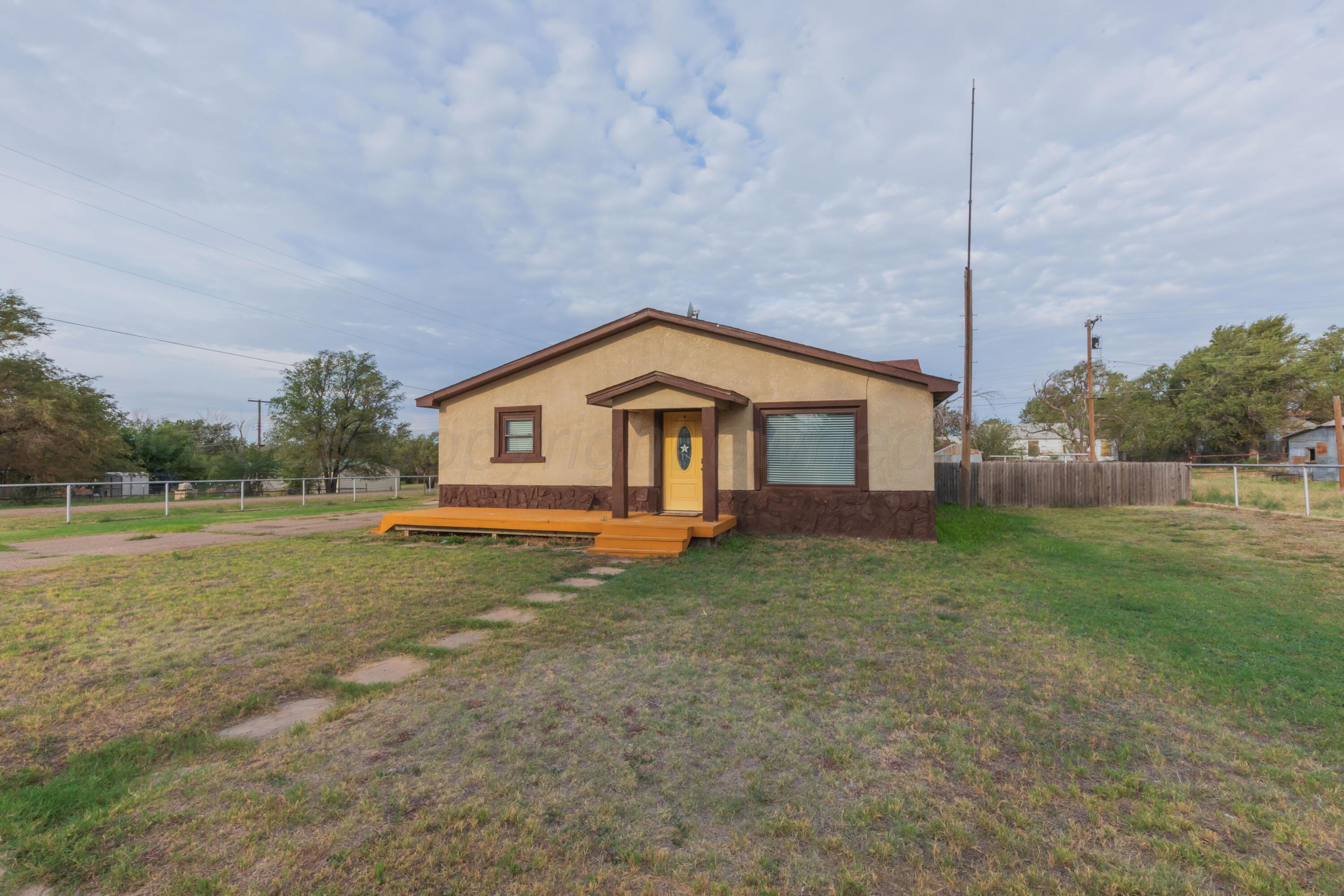 203 Ash Street — photo