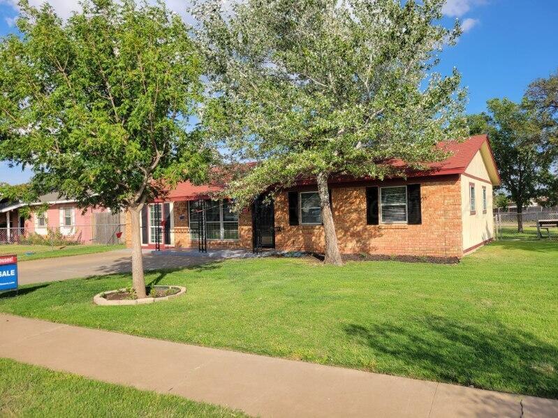 1031 Sunrise Drive — photo