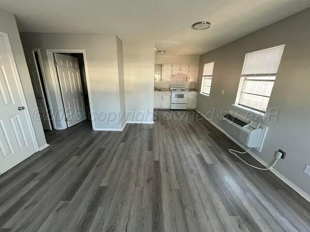 4123 S Washington a Street — photo