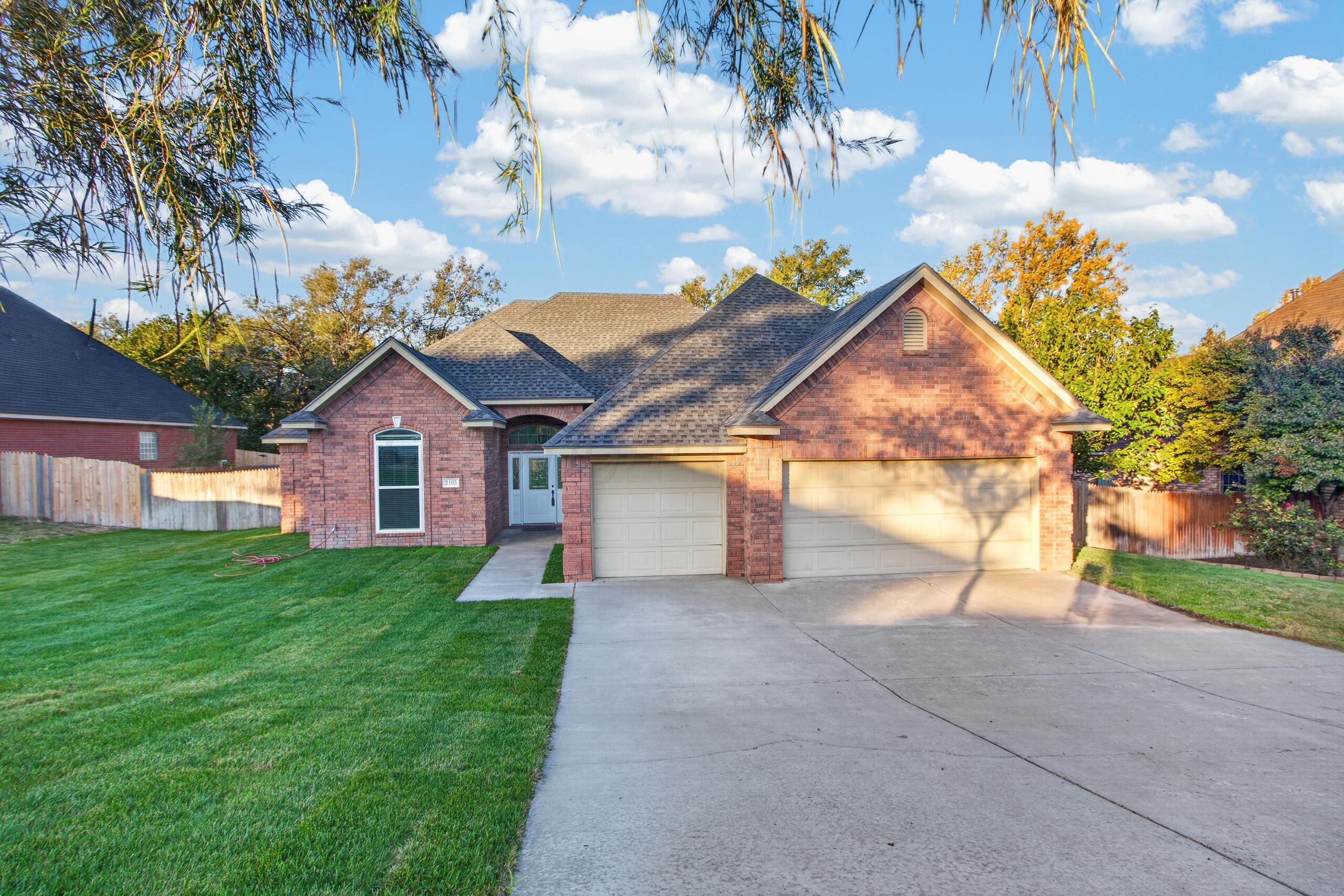 2105 Briarwood Drive — photo