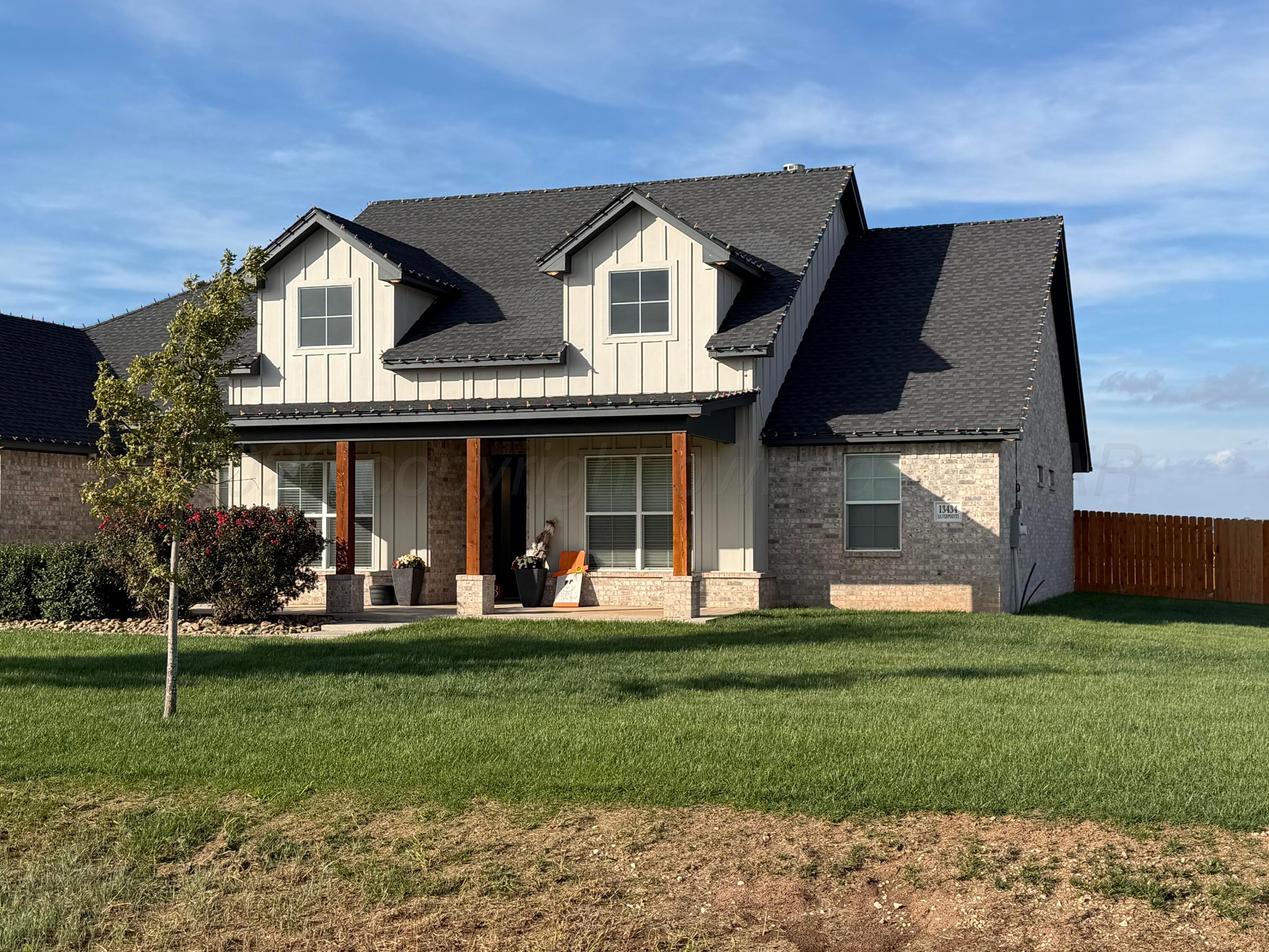13434 Silverpointe Road — photo