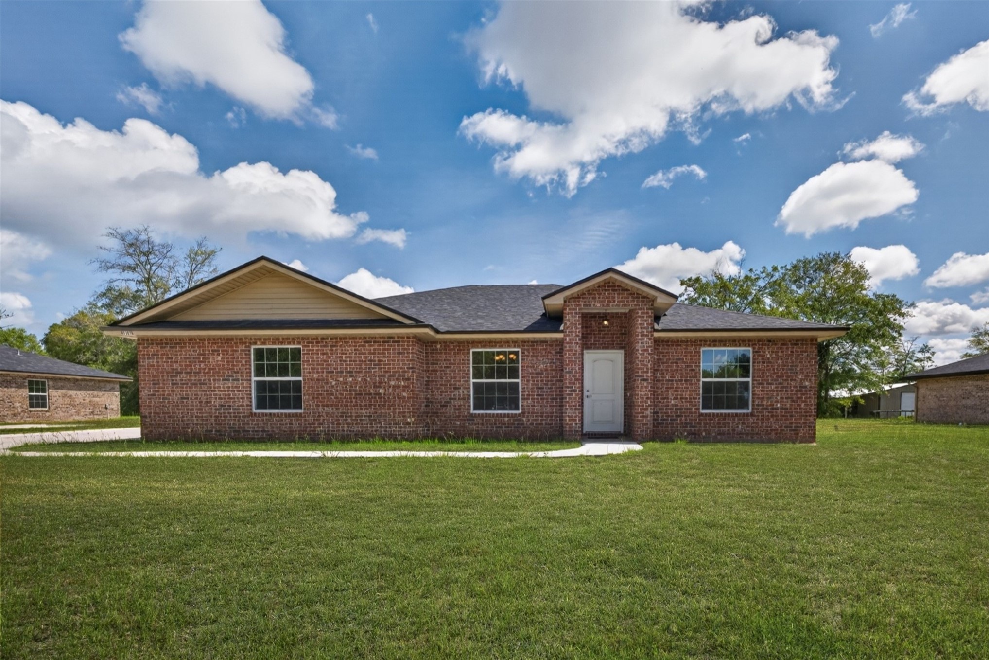 451616 Old Dixie Highway — photo