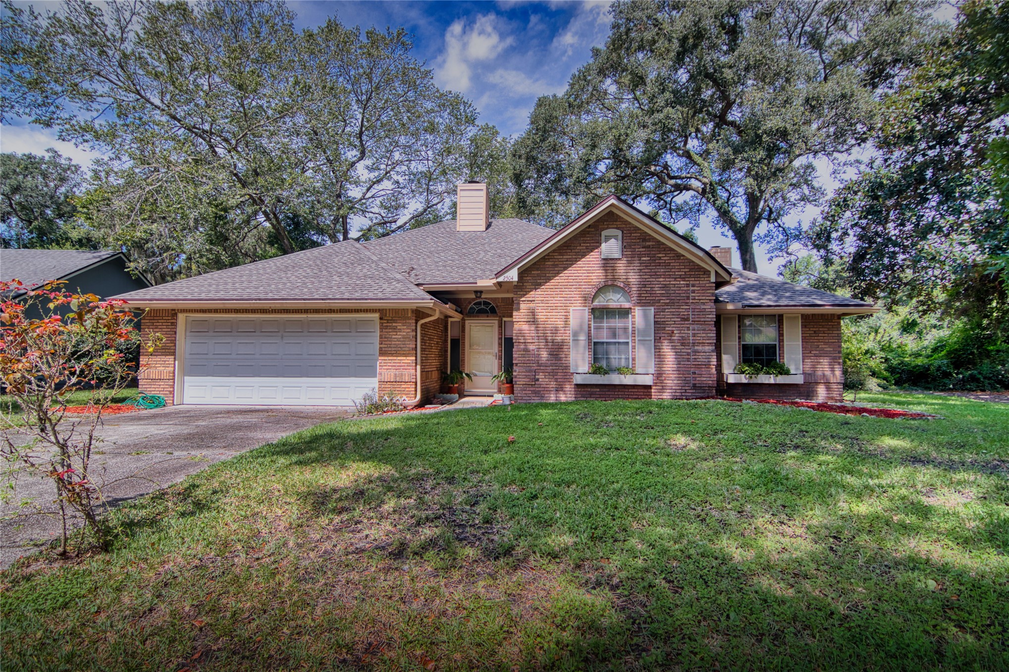2504 Captain Hook Drive — photo