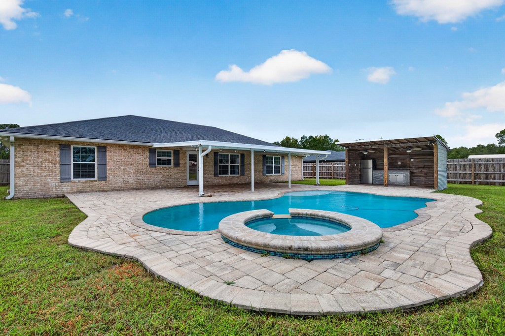 53084 Equestrian Way — photo