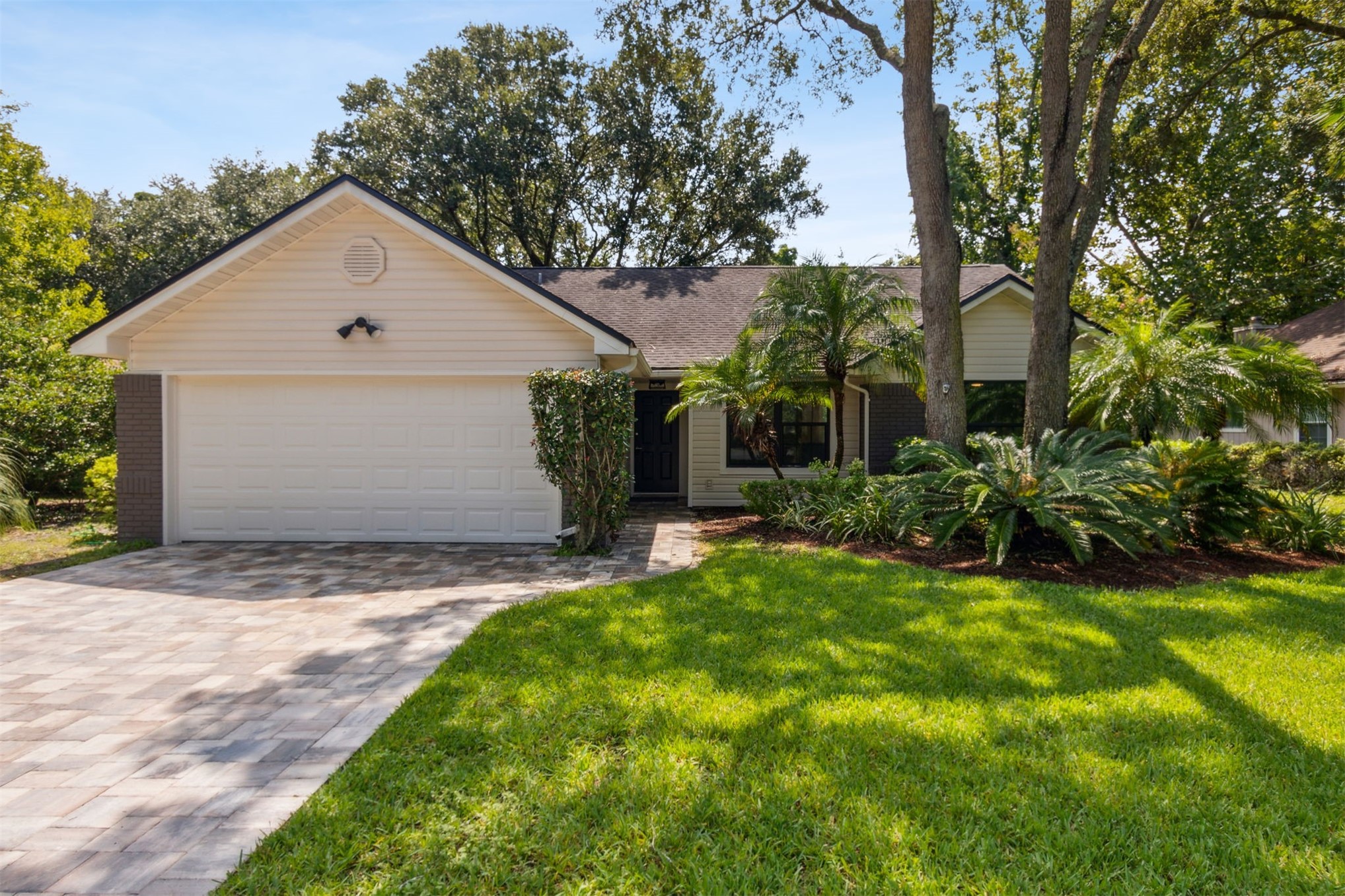 2296 Pirates Bay Drive — photo