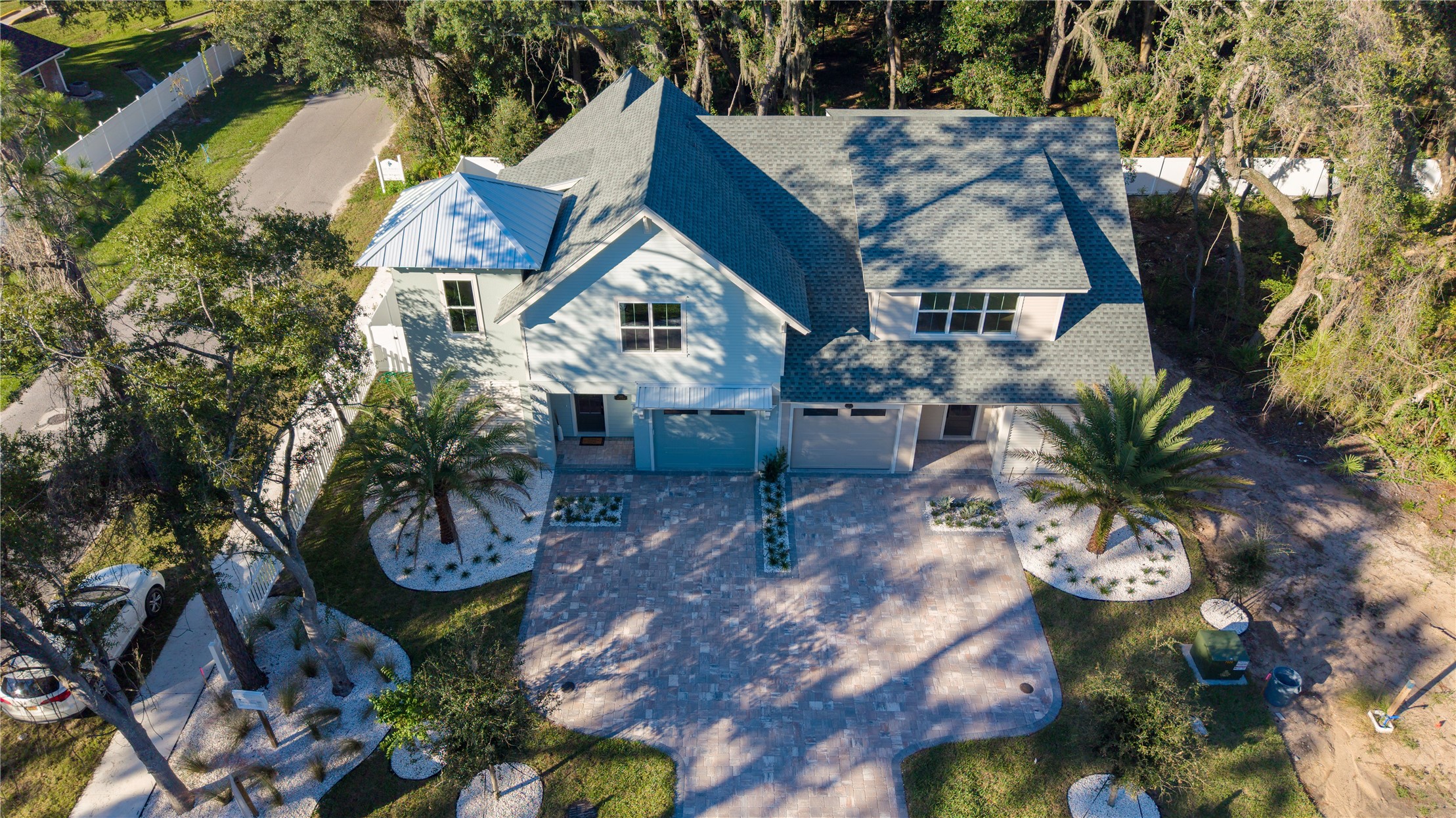 1301 Sea La Vie Court — photo