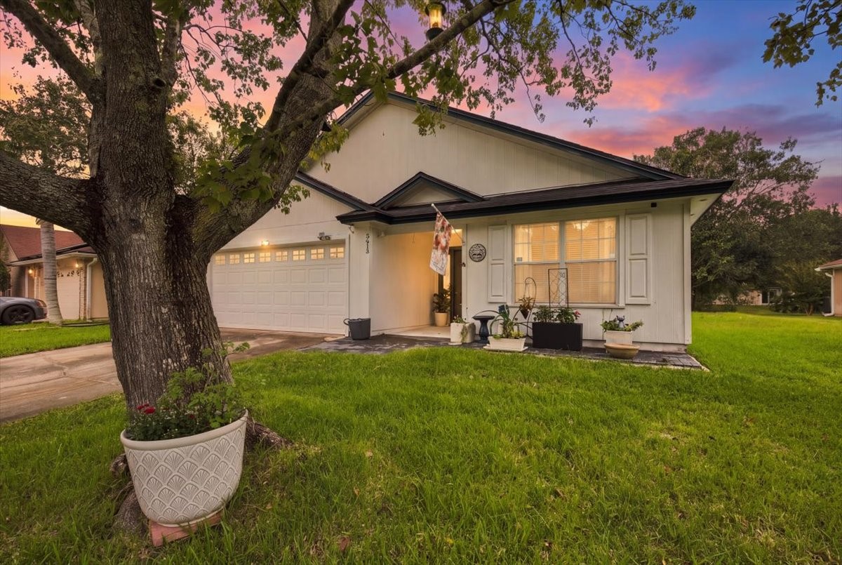 5615 Blue Pacific Drive — photo