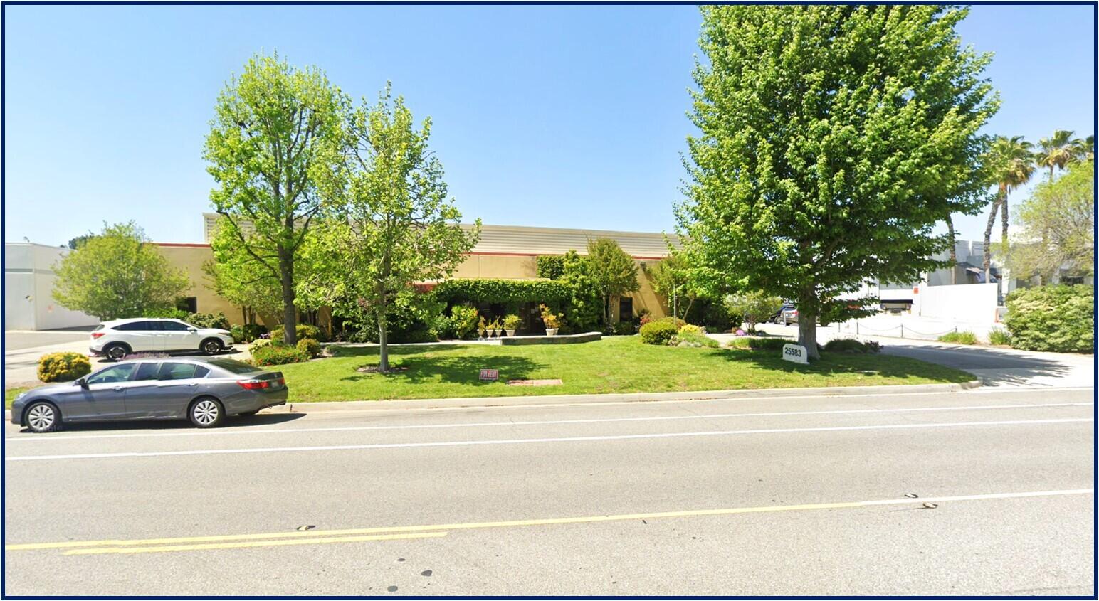 25583 Avenue Stanford — photo