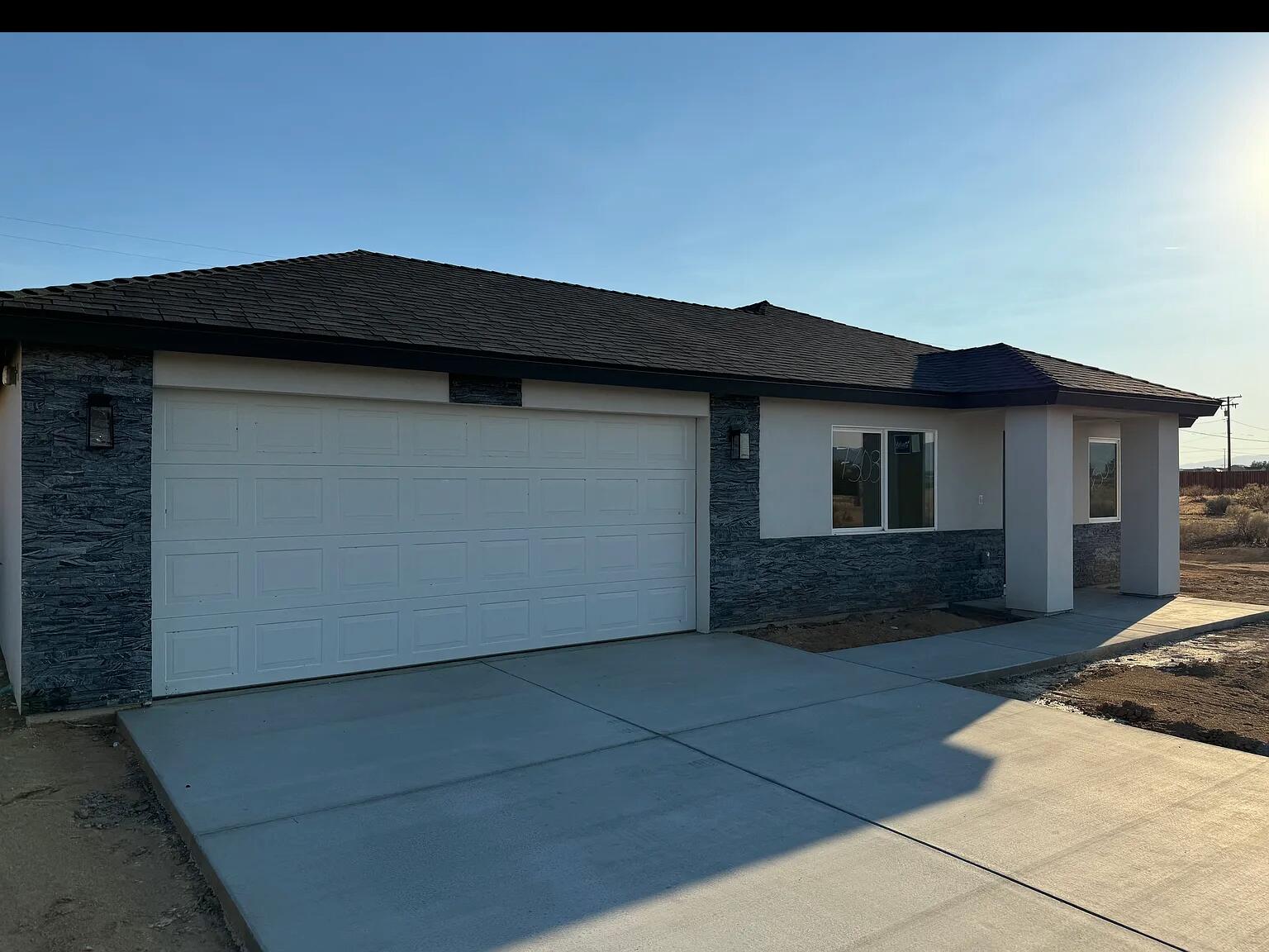 7308 Poppy Boulevard — photo