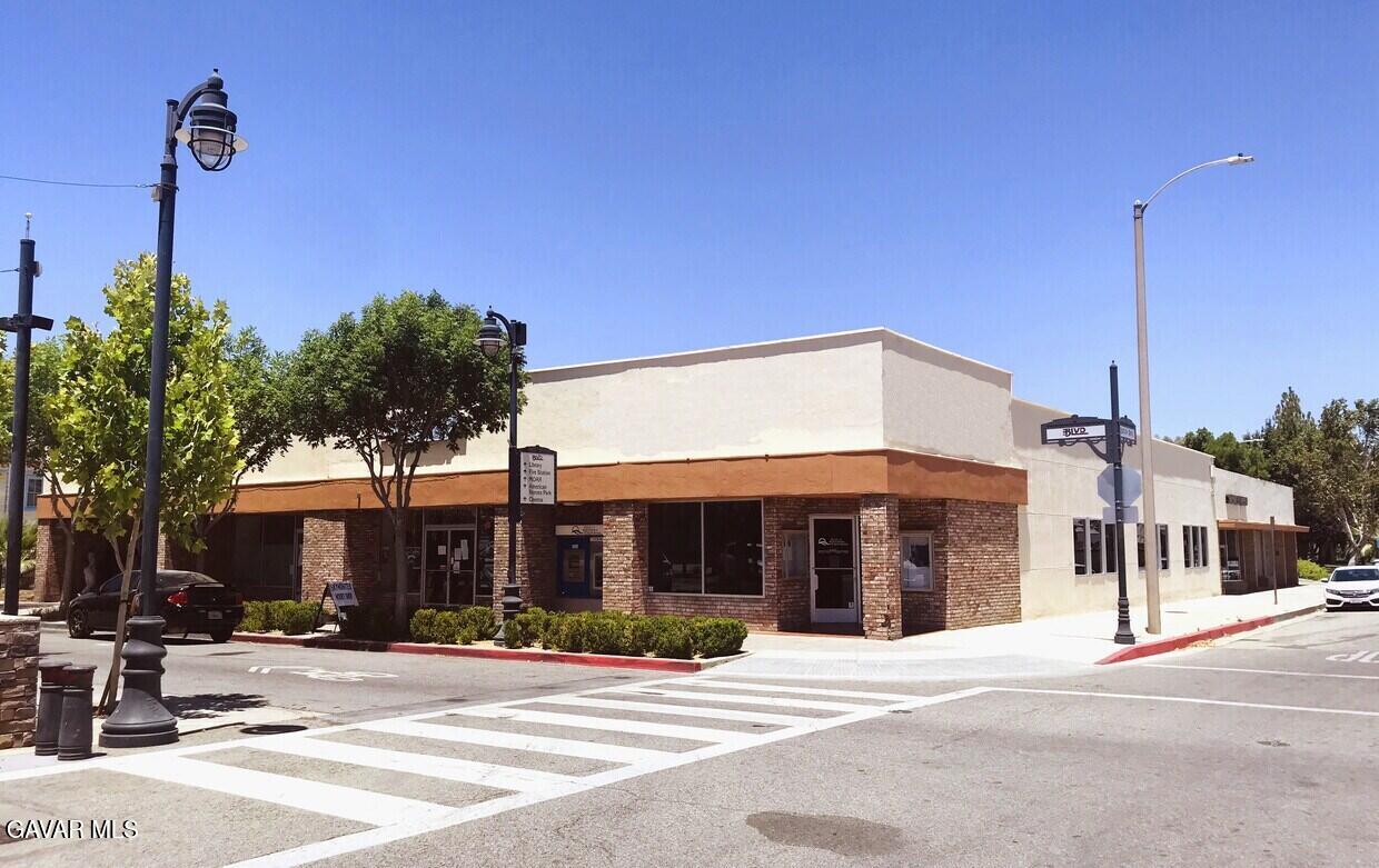 44911 Beech Avenue — photo