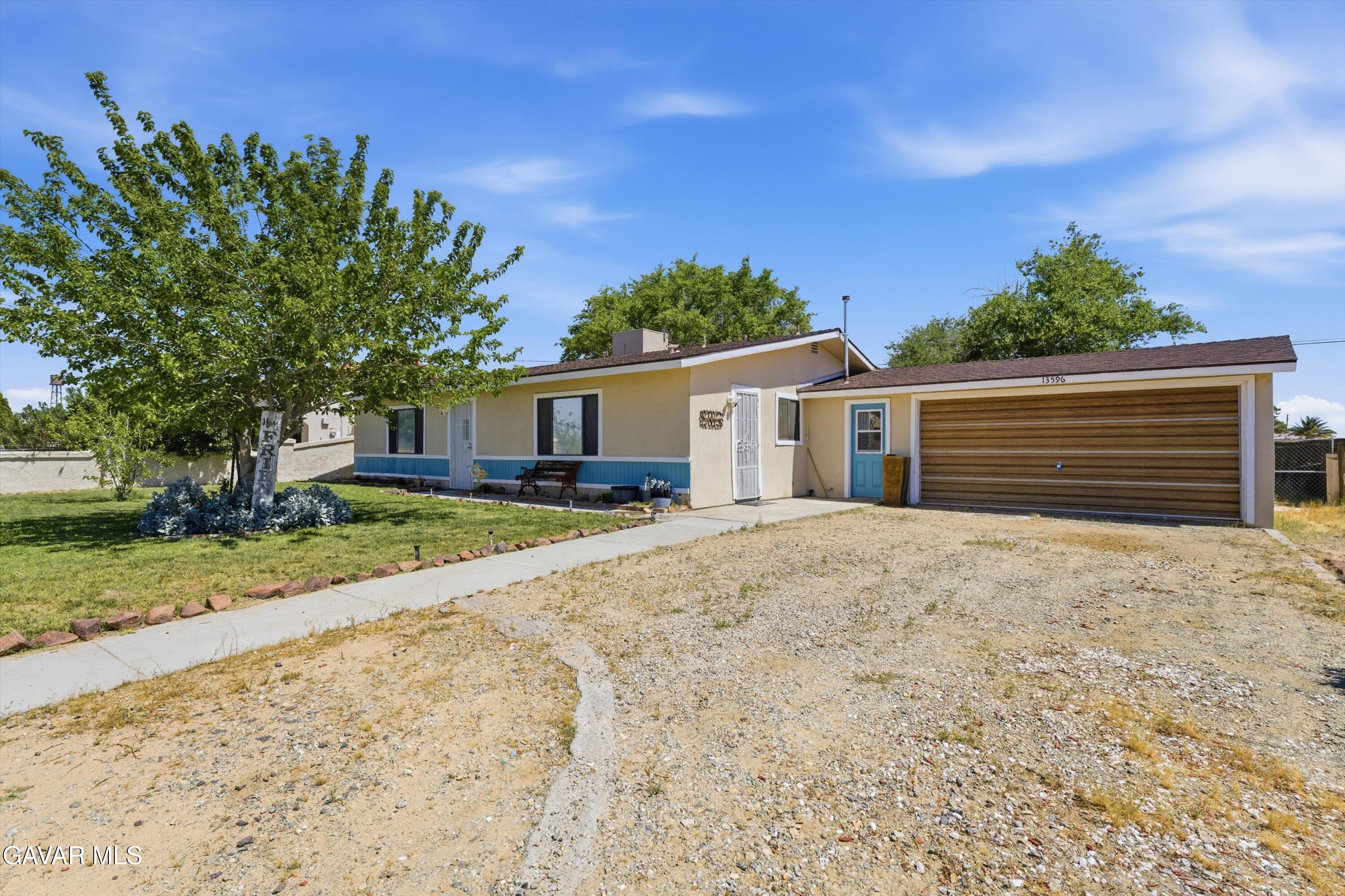 13596 Gulf Street — photo