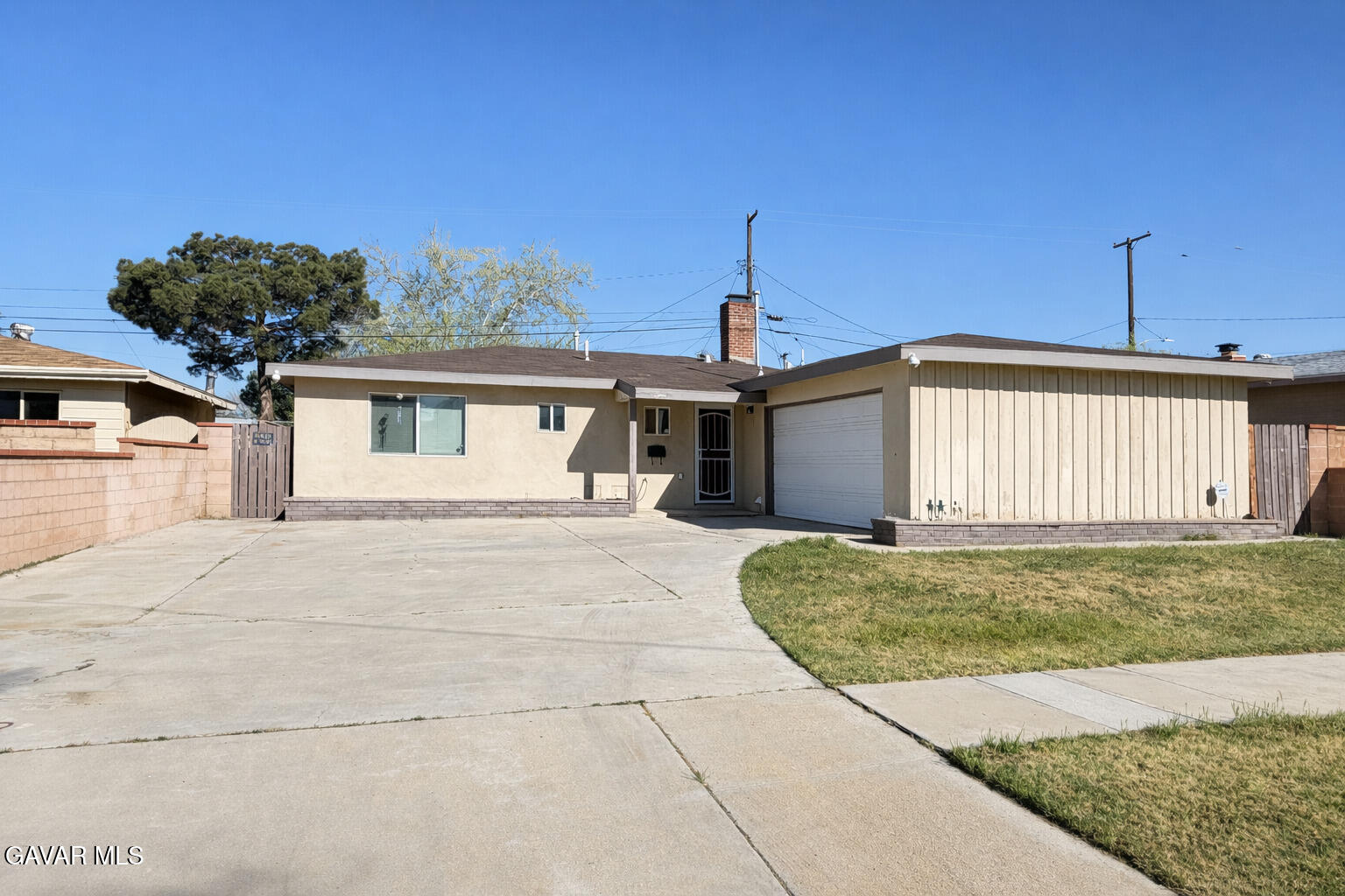 44608 Stanridge Avenue — photo