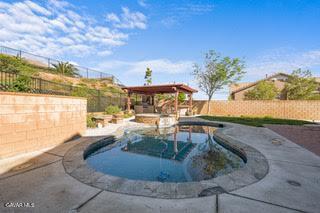 38565 Lion Way — photo