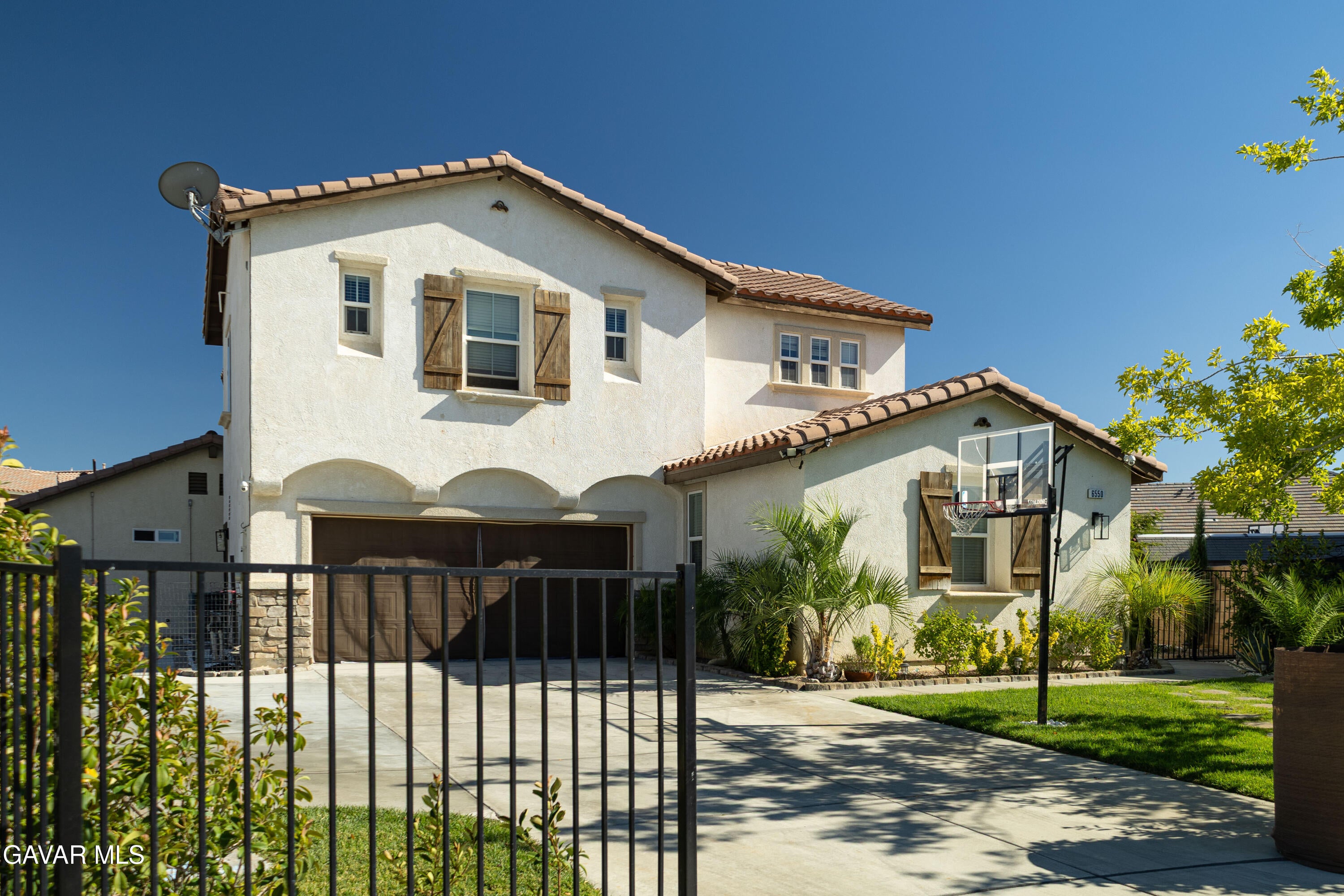 6550 Bicknell Court — photo