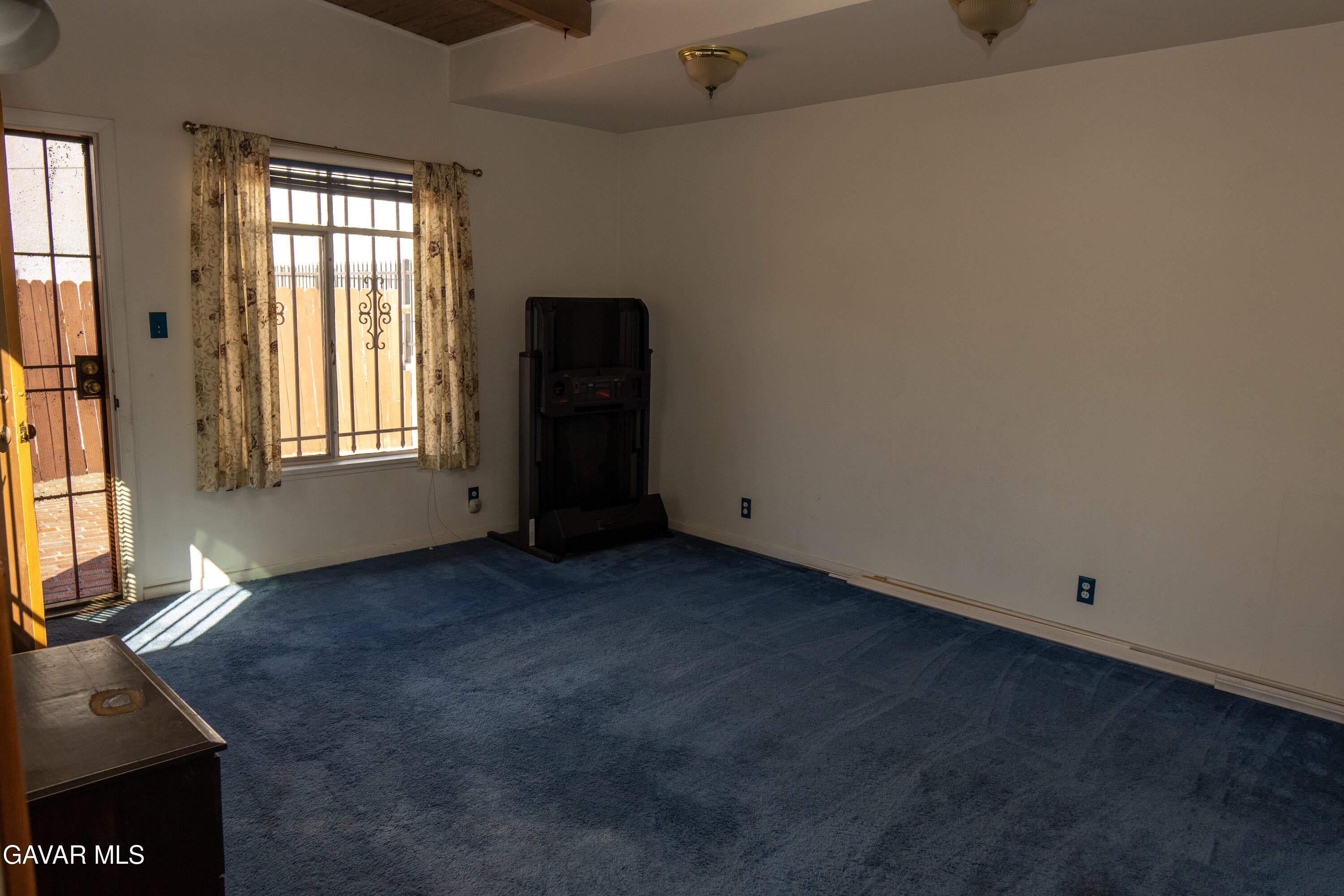 4216 Panamint Street — photo