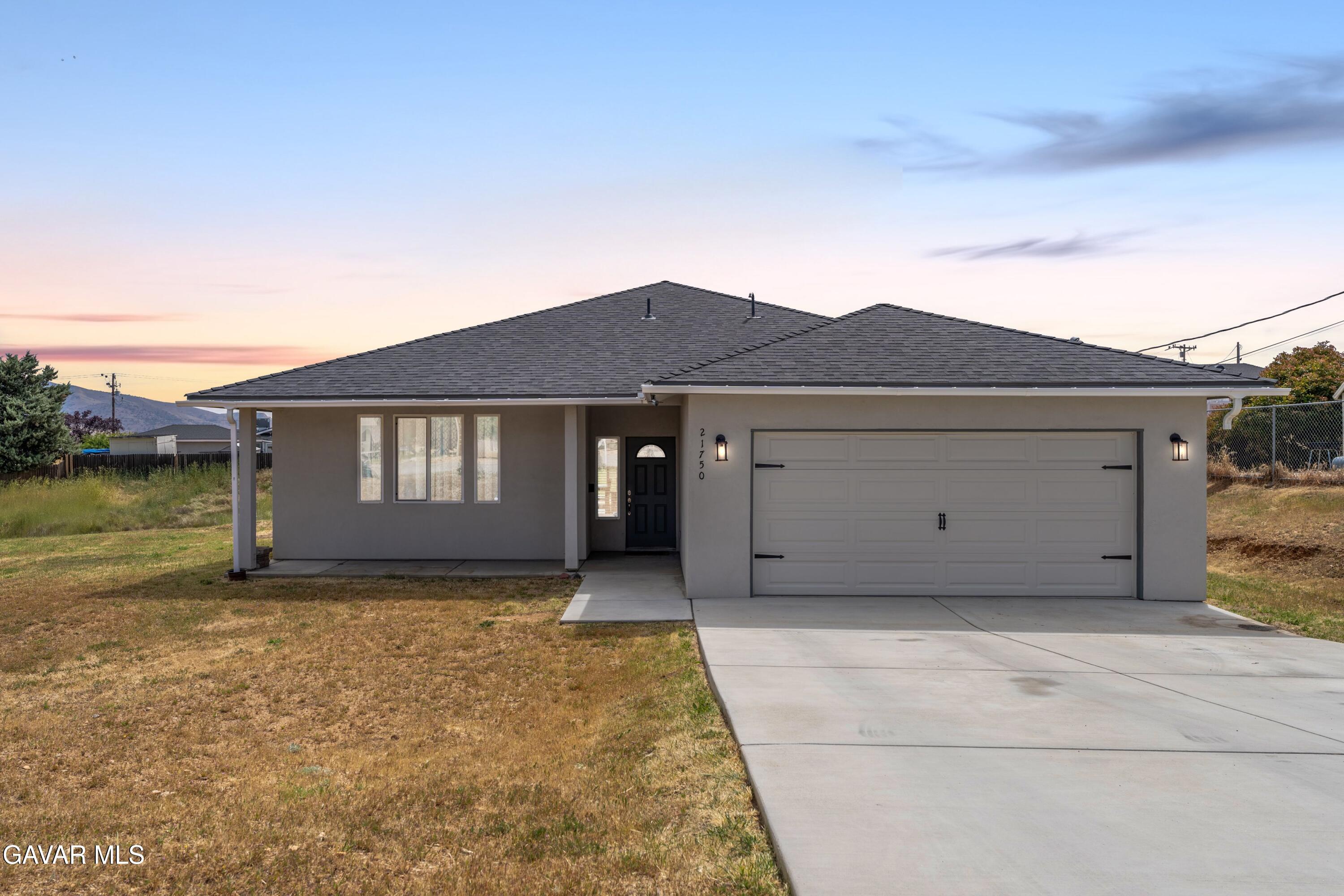 21750 Ripple Lane — photo