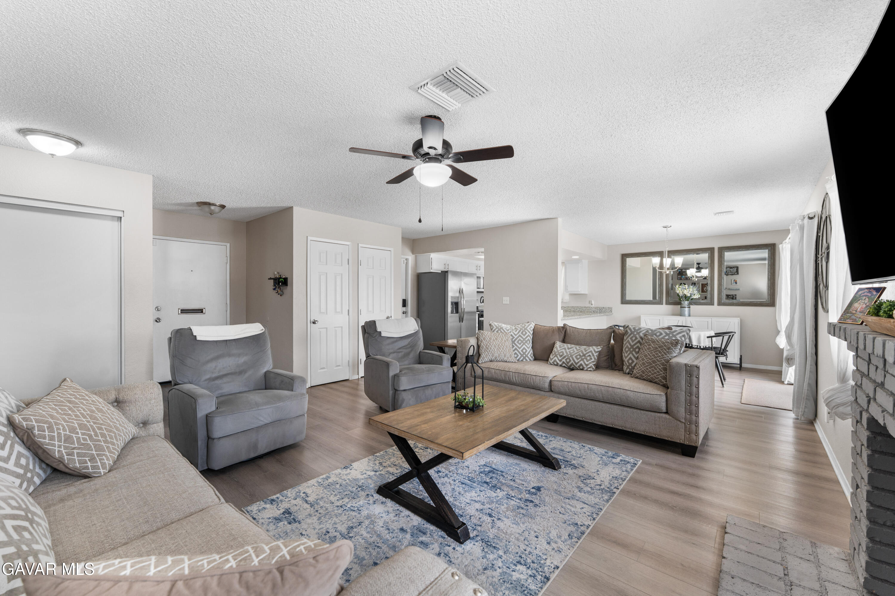 3472 W Roxbury Street — photo