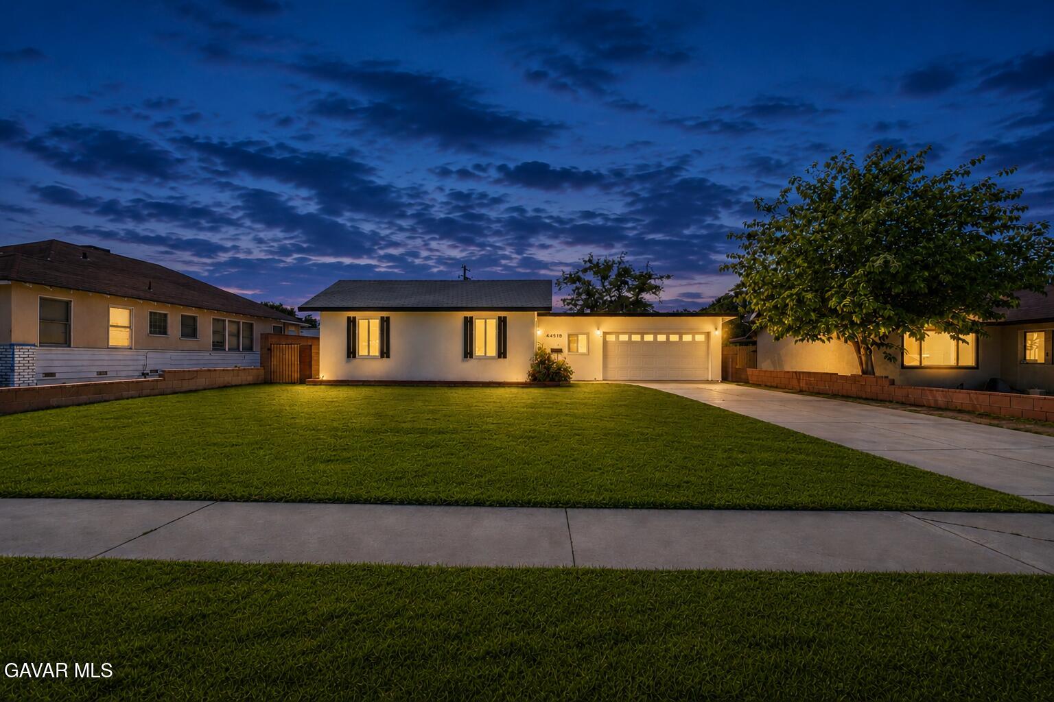 44515 Date Avenue — photo