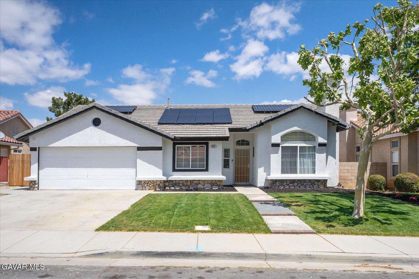 4141 De Anza Drive — photo