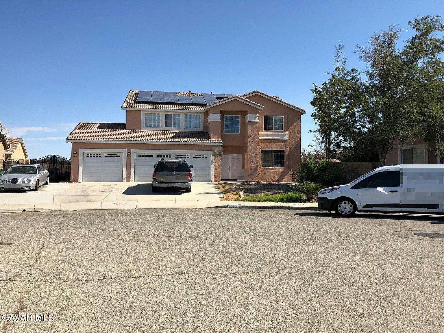 5625 Churchill Court — photo