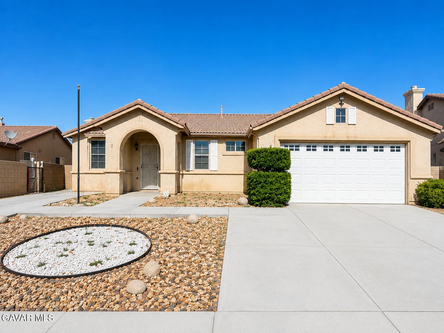 45820 Caledonia Court — photo