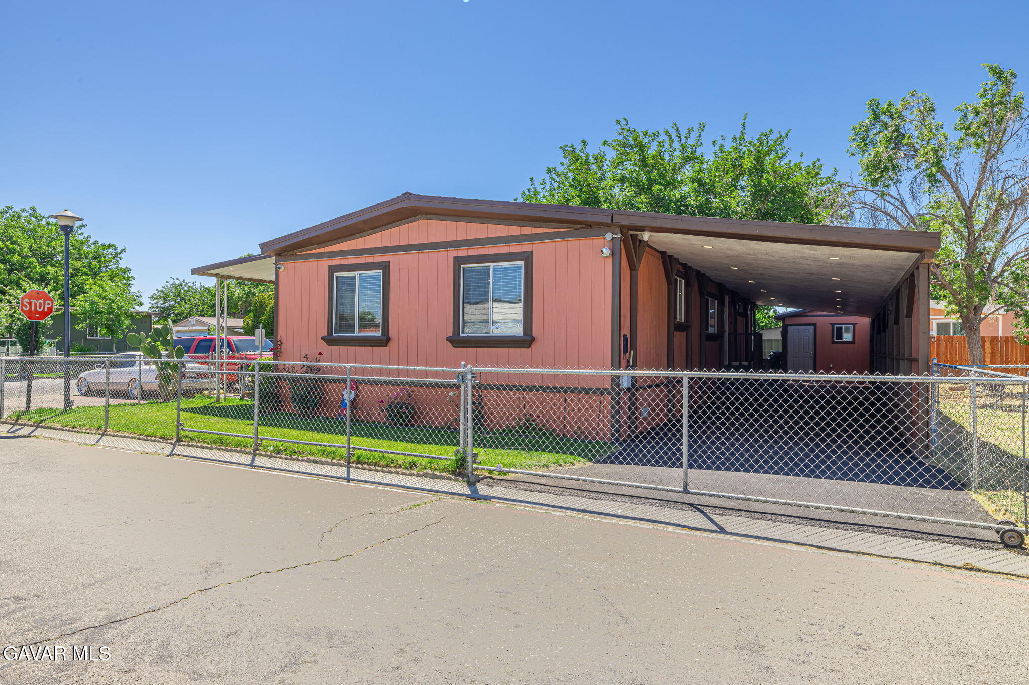 1301 E Avenue I 78 — photo