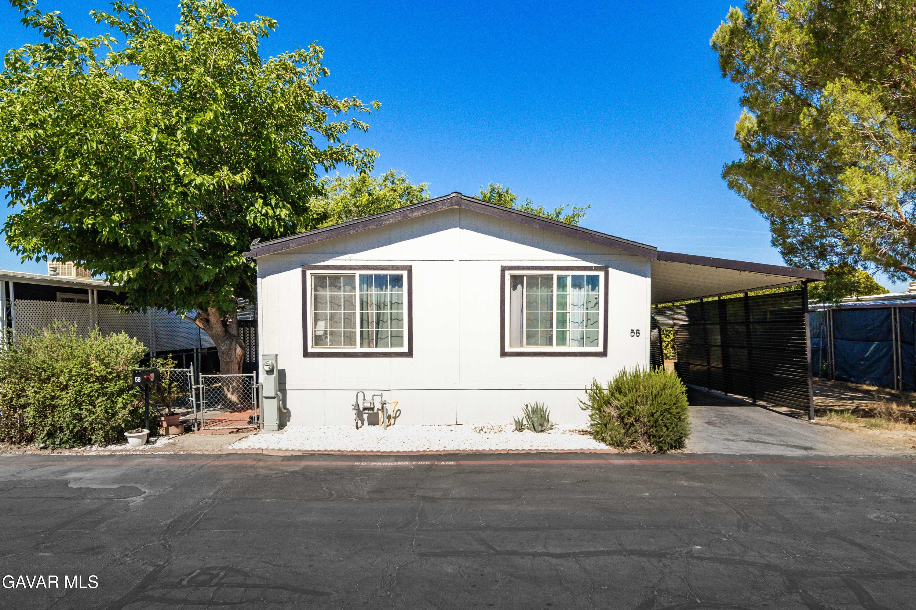 3753 E Avenue I Spc 58 — photo