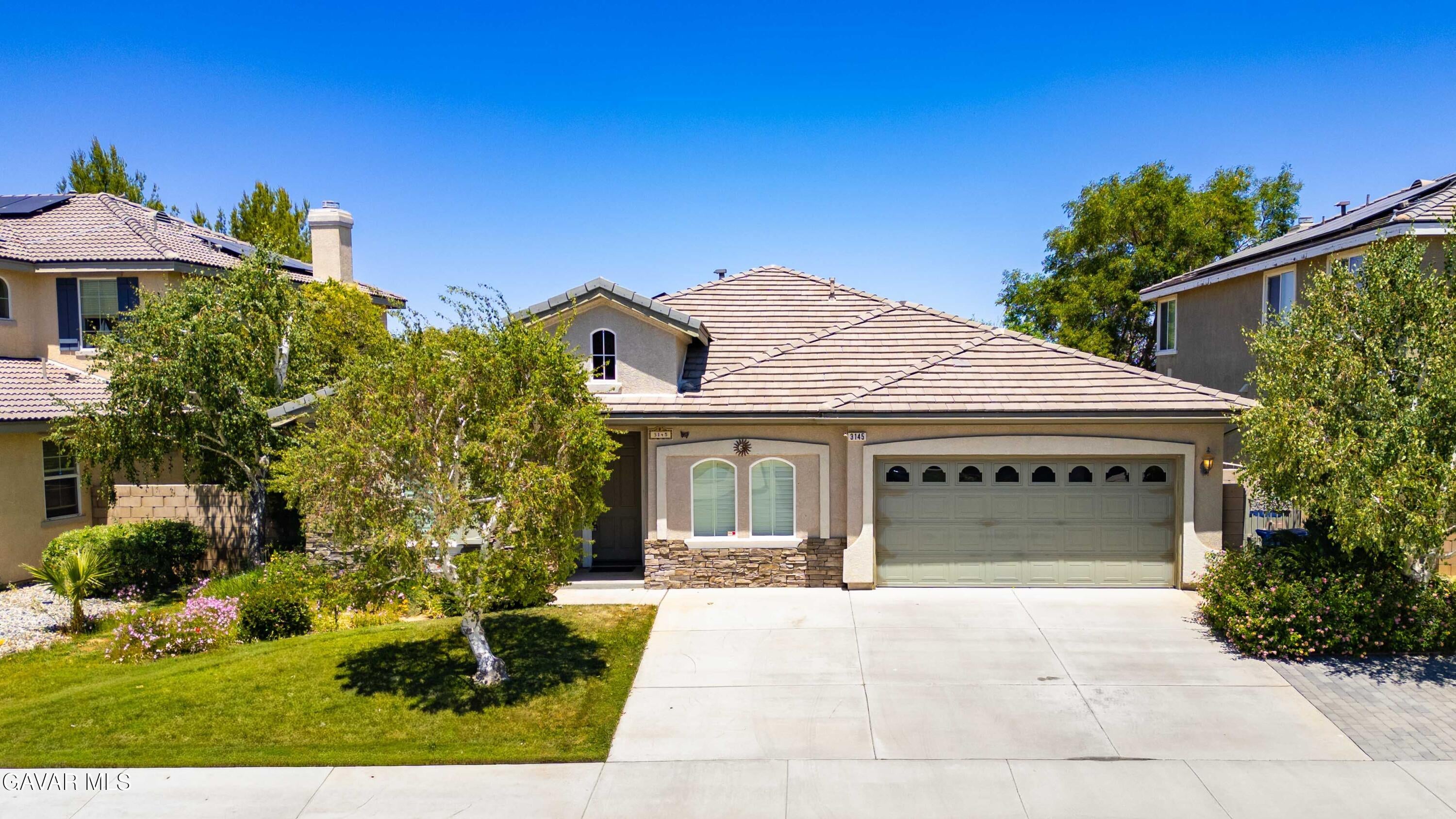 3145 Club Rancho Drive — photo