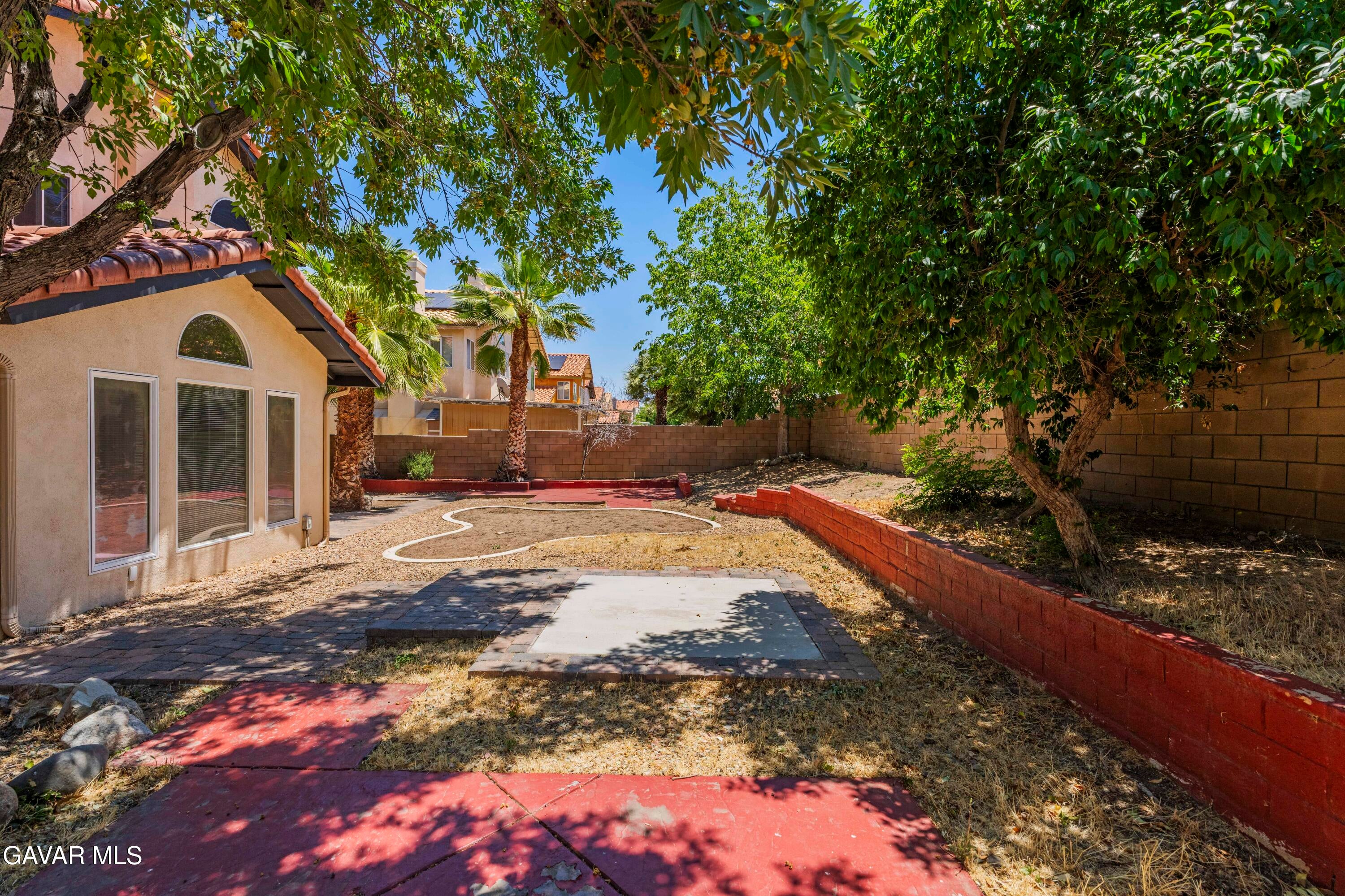 3214 Lennox Court — photo