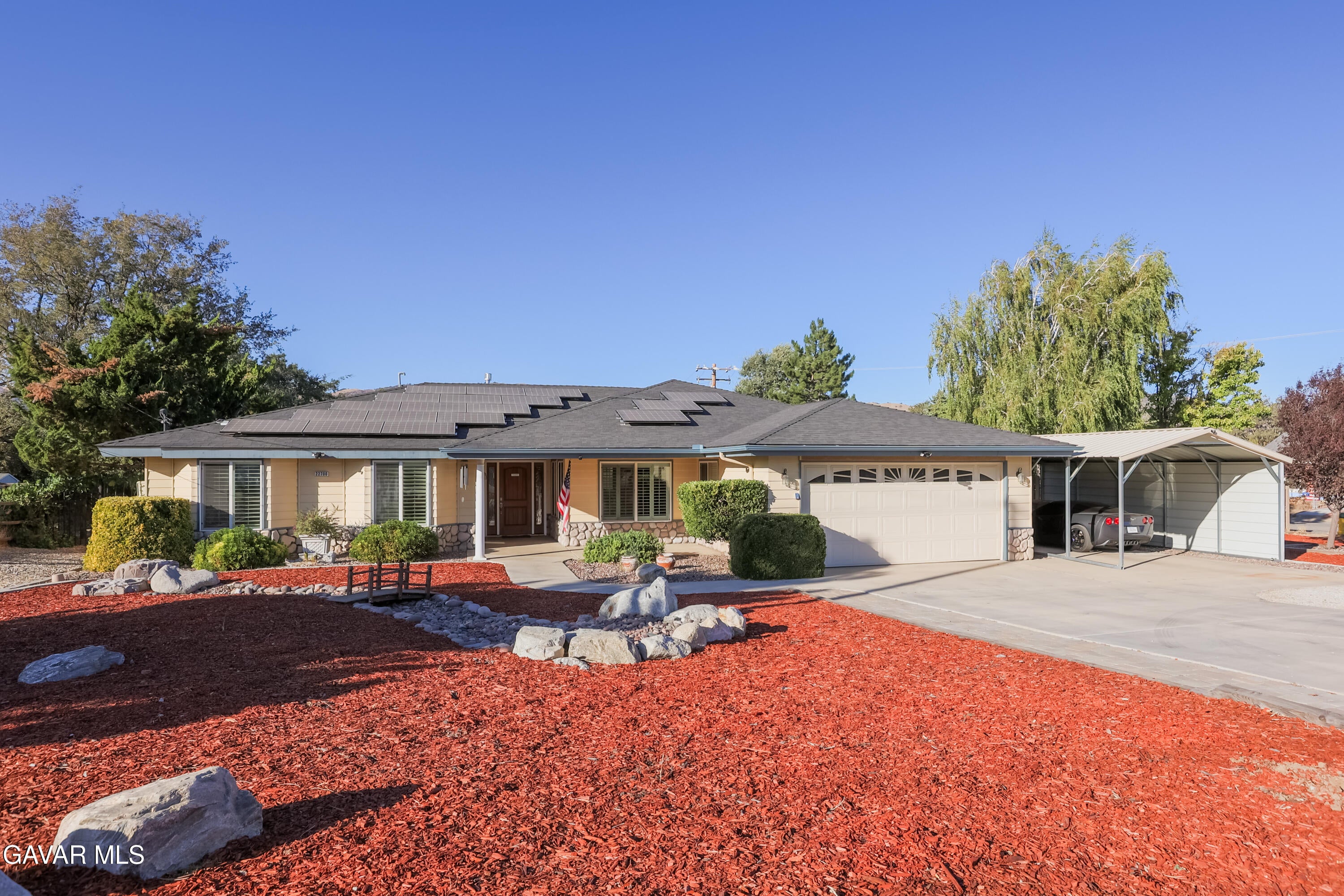 22700 Fran Drive — photo