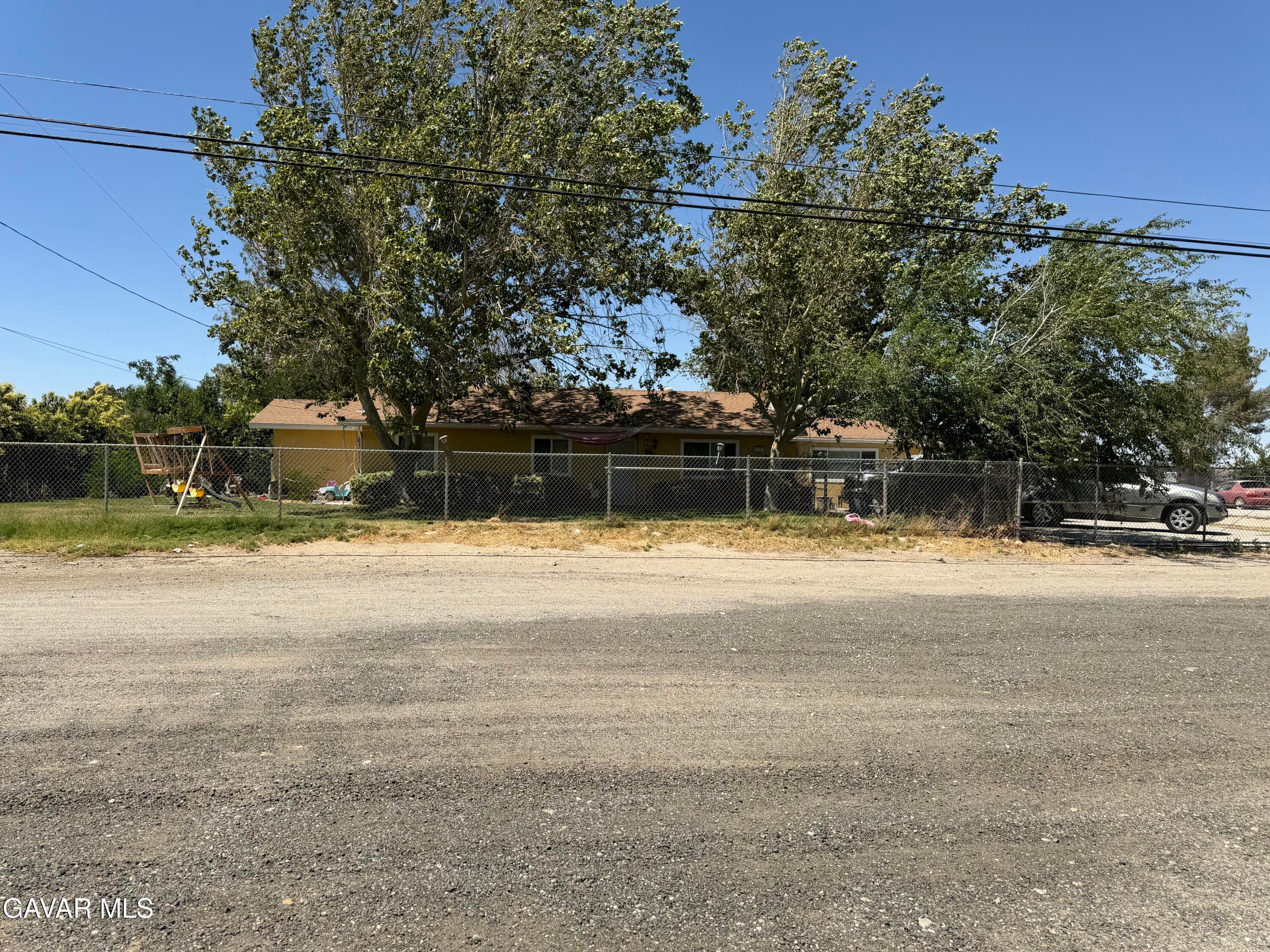 3153 E Avenue H4 — photo