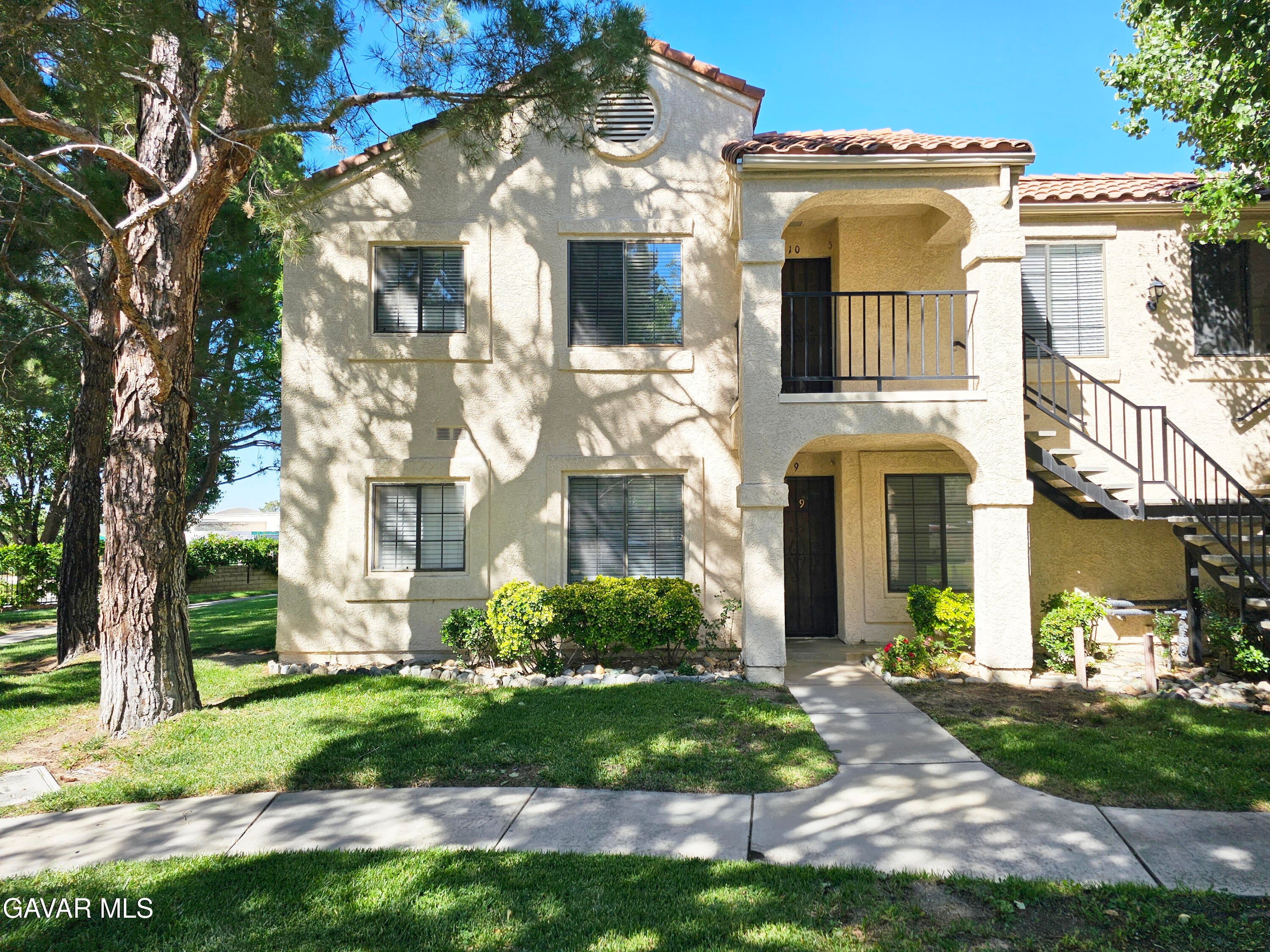 2554 Olive Drive Apt 10 — photo