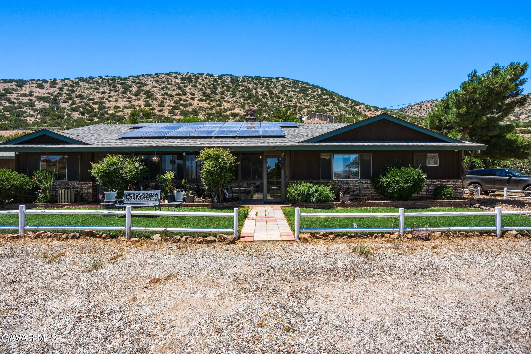 1661 Twin Butte Road — photo