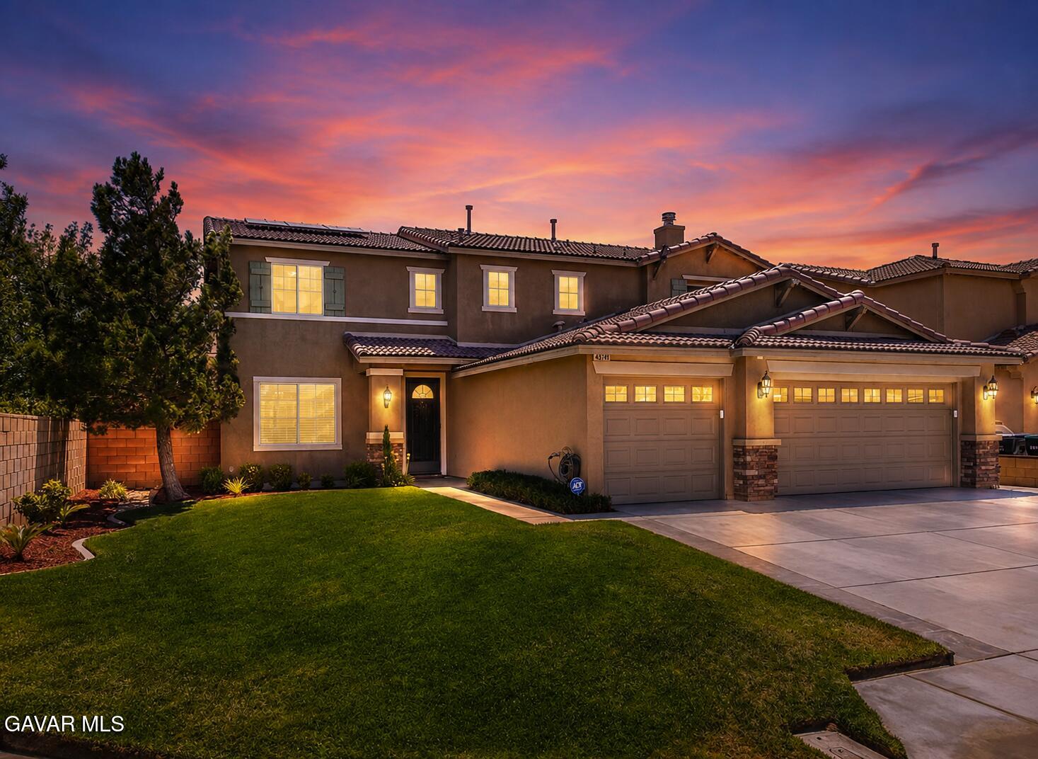 43708 Tahoe Way — photo