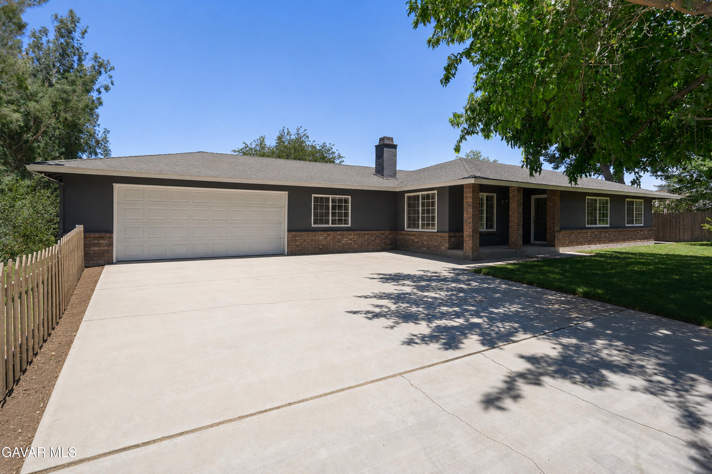 10755 E Ave R 10 — photo